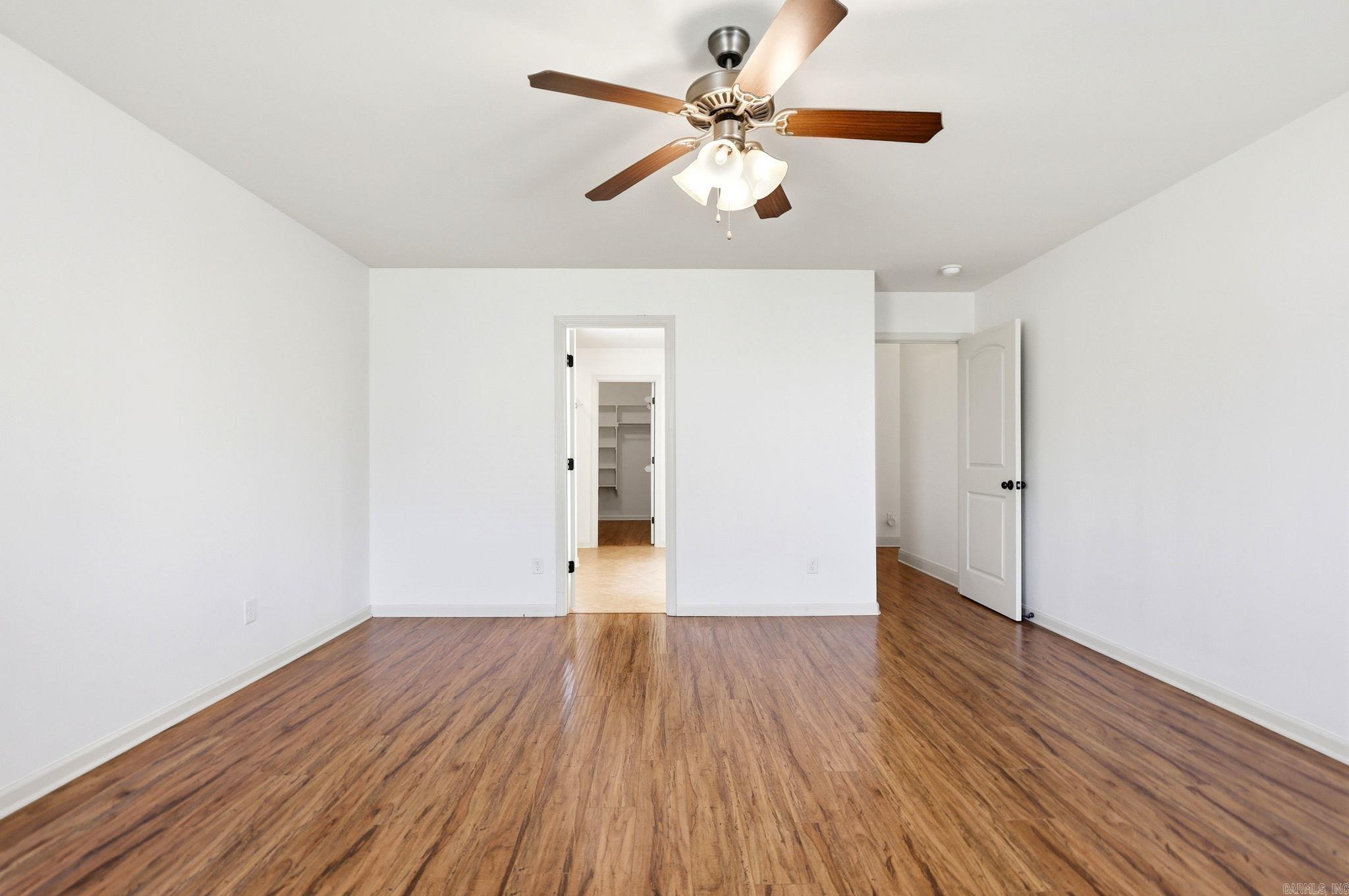 OAK GLENN - Residential