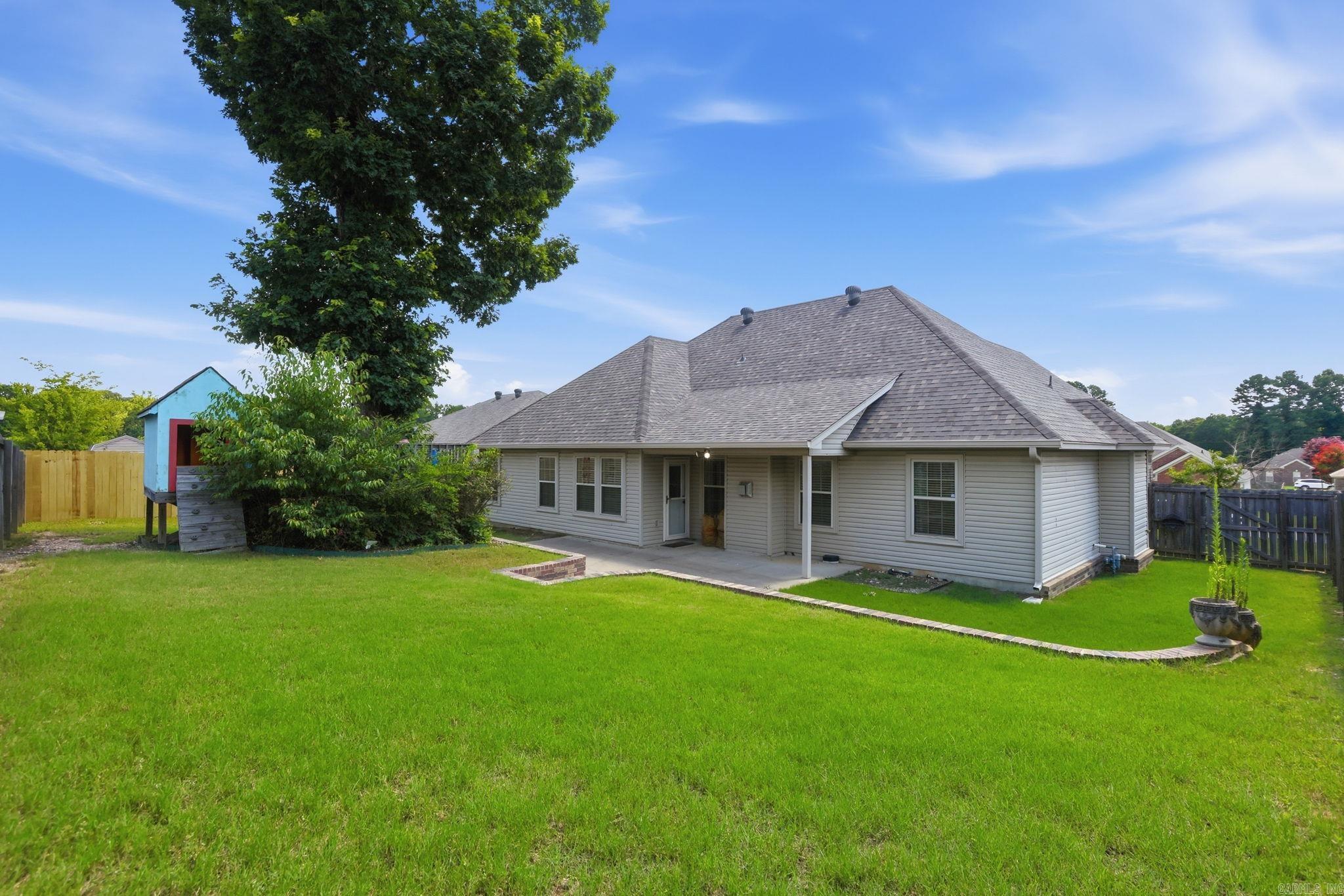 OAK GLENN - Residential