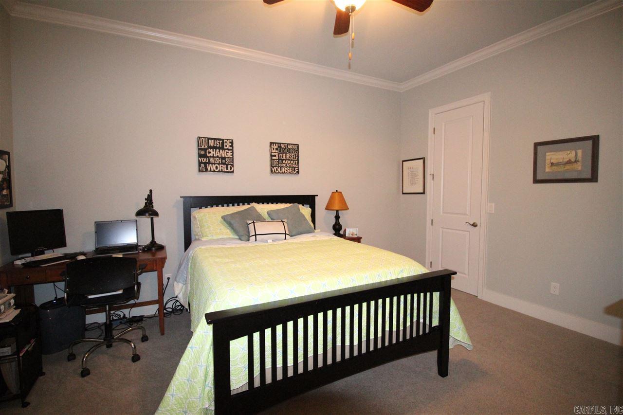 WOODLANDS EDGE - Residential