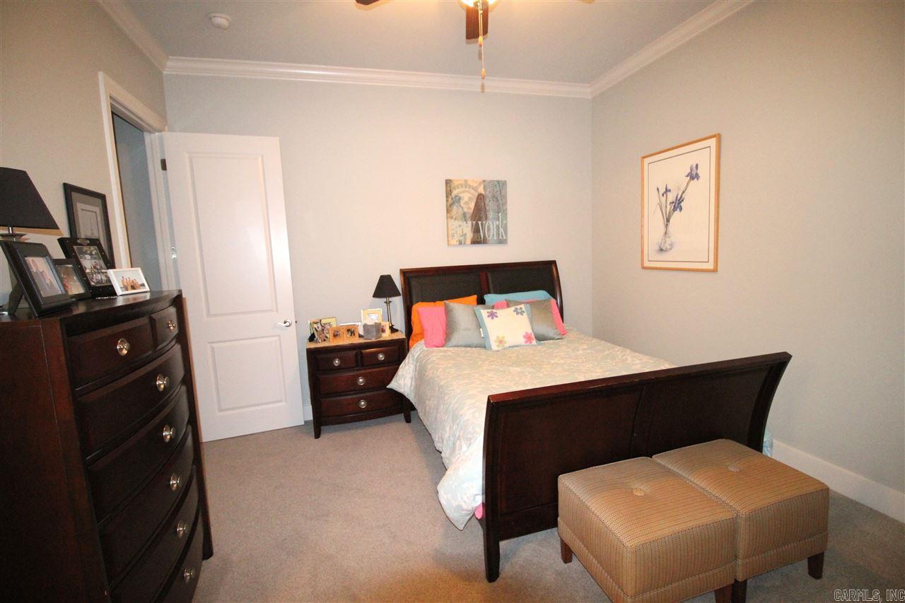 WOODLANDS EDGE - Residential