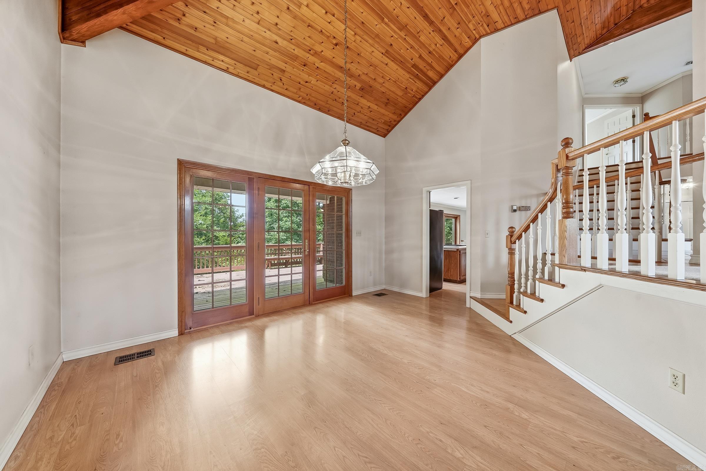 Metes & Bounds - Residential