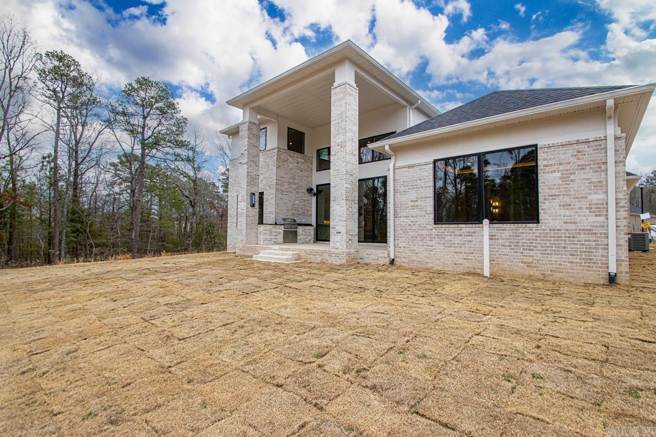 CHENAL VALLEY ABINGTON COURT - Residential