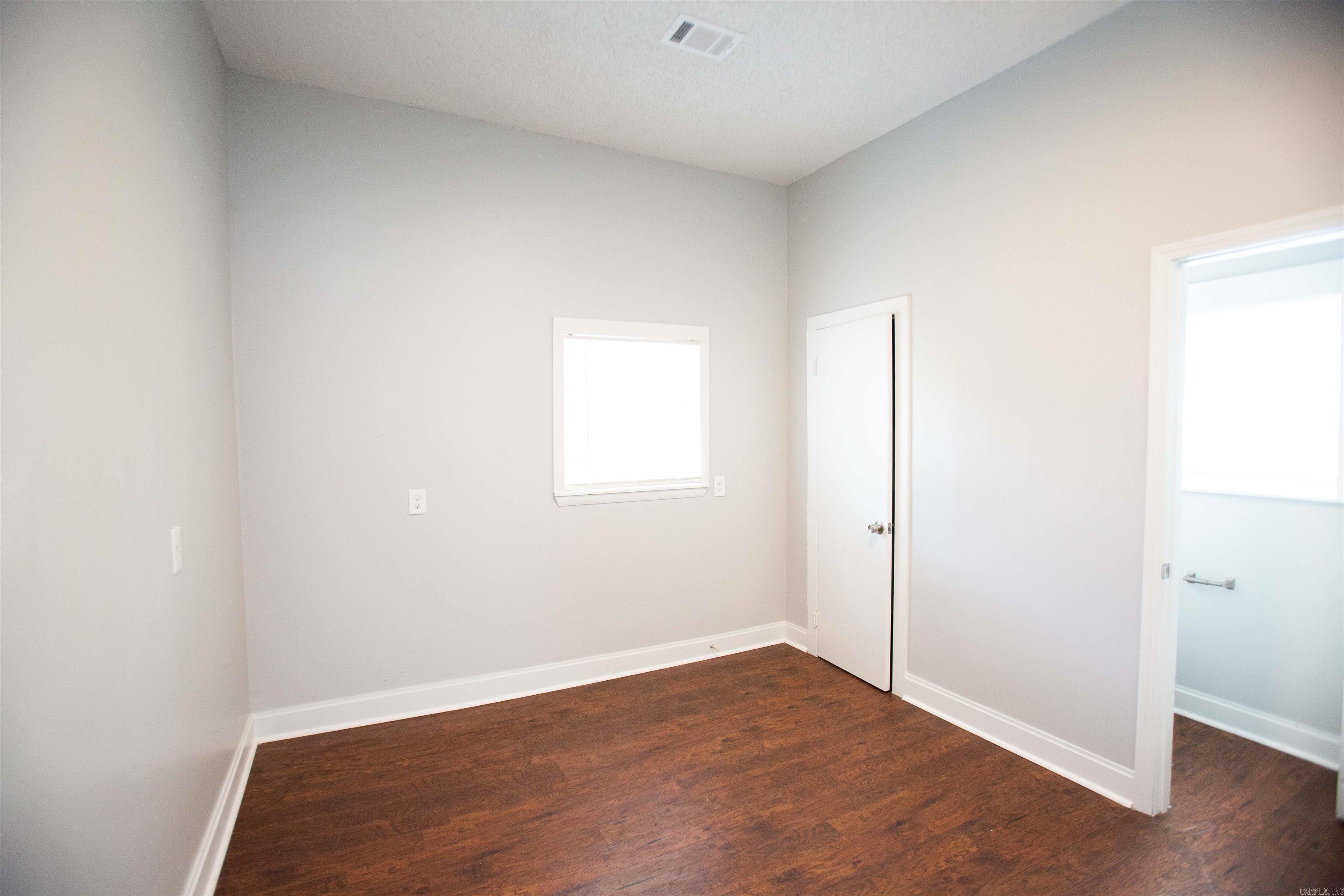 Weldon E Wrights - Residential Lease