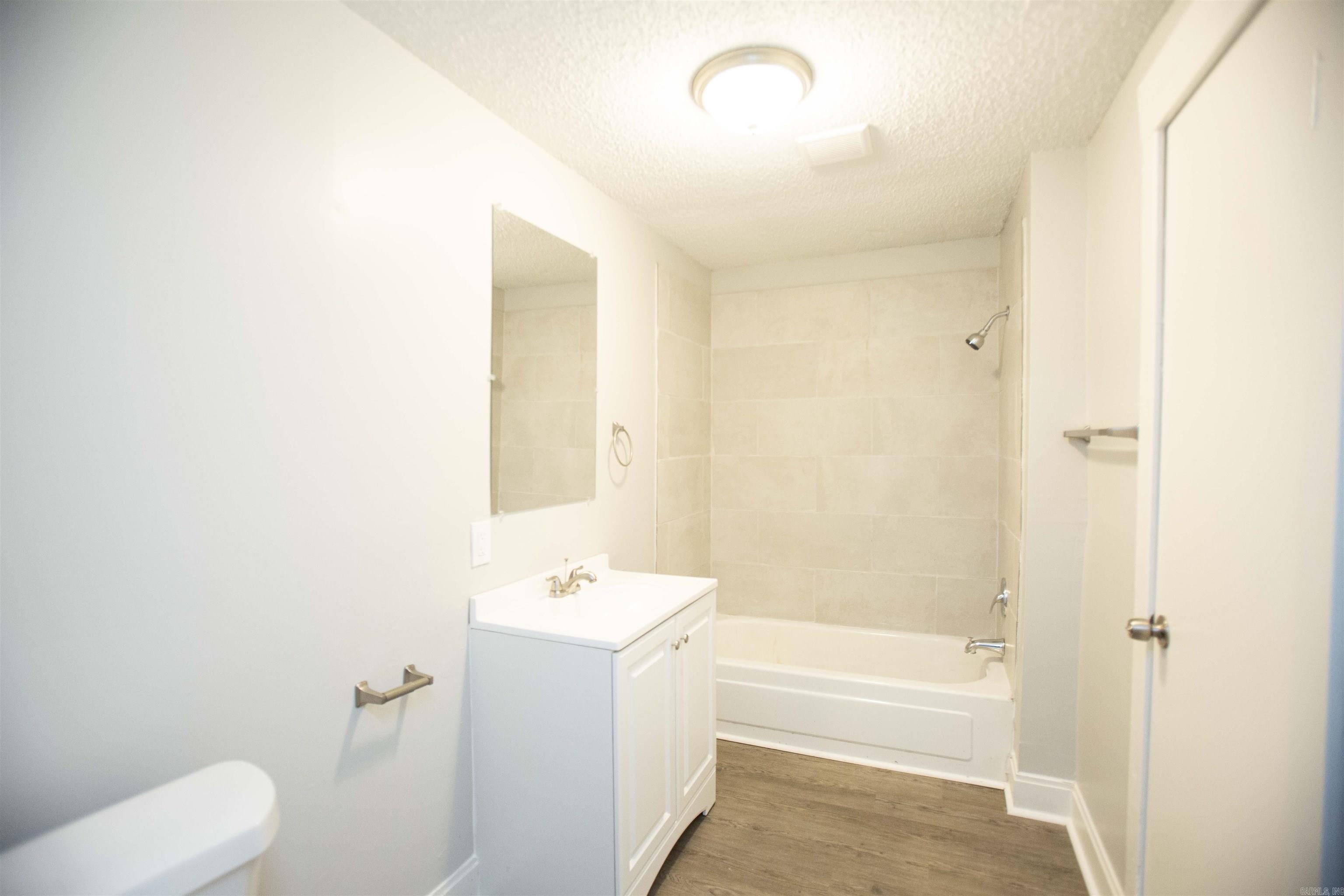 Weldon E Wrights - Residential Lease
