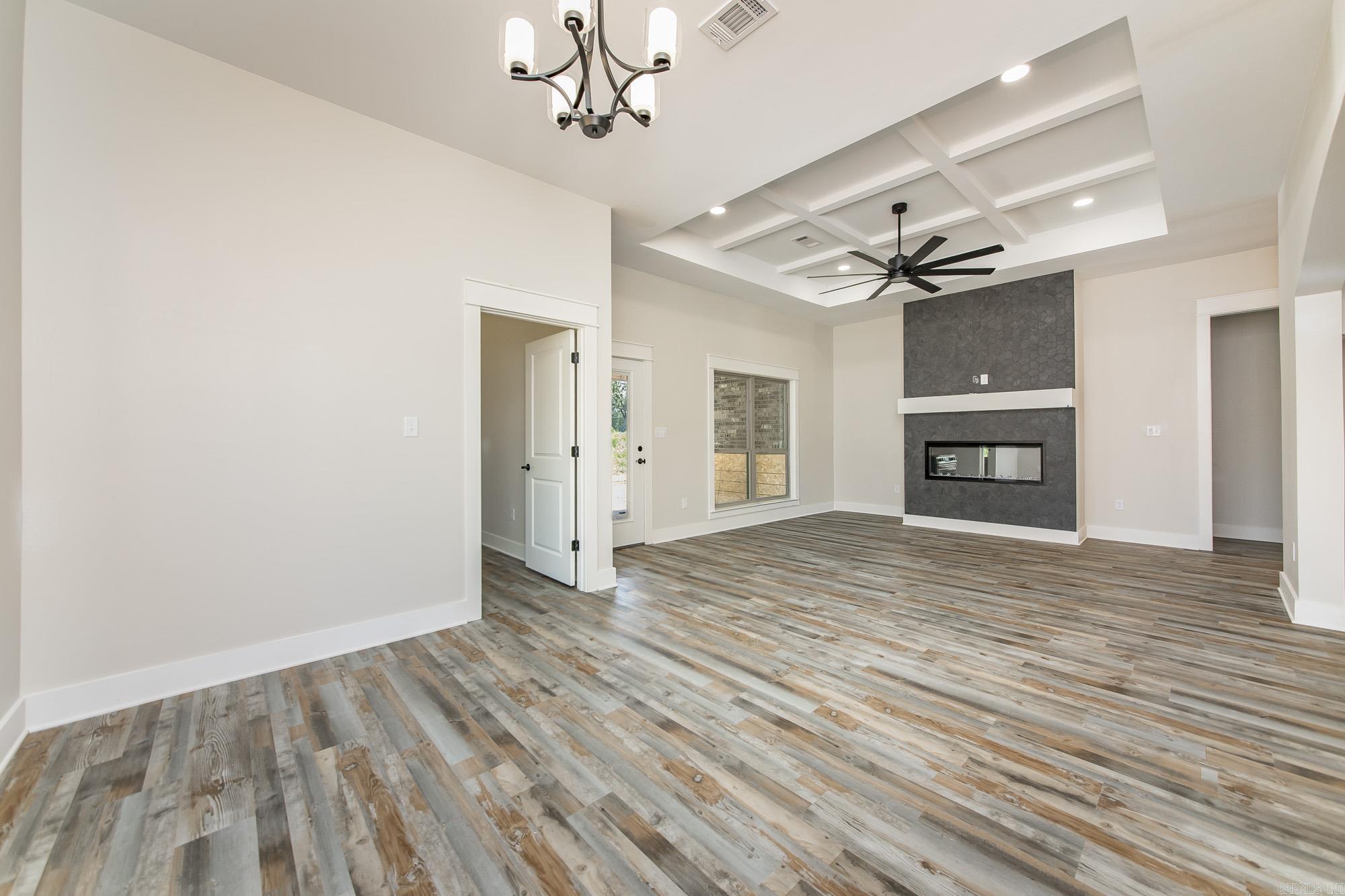 HIDDEN VALLEY ESTATES - Residential