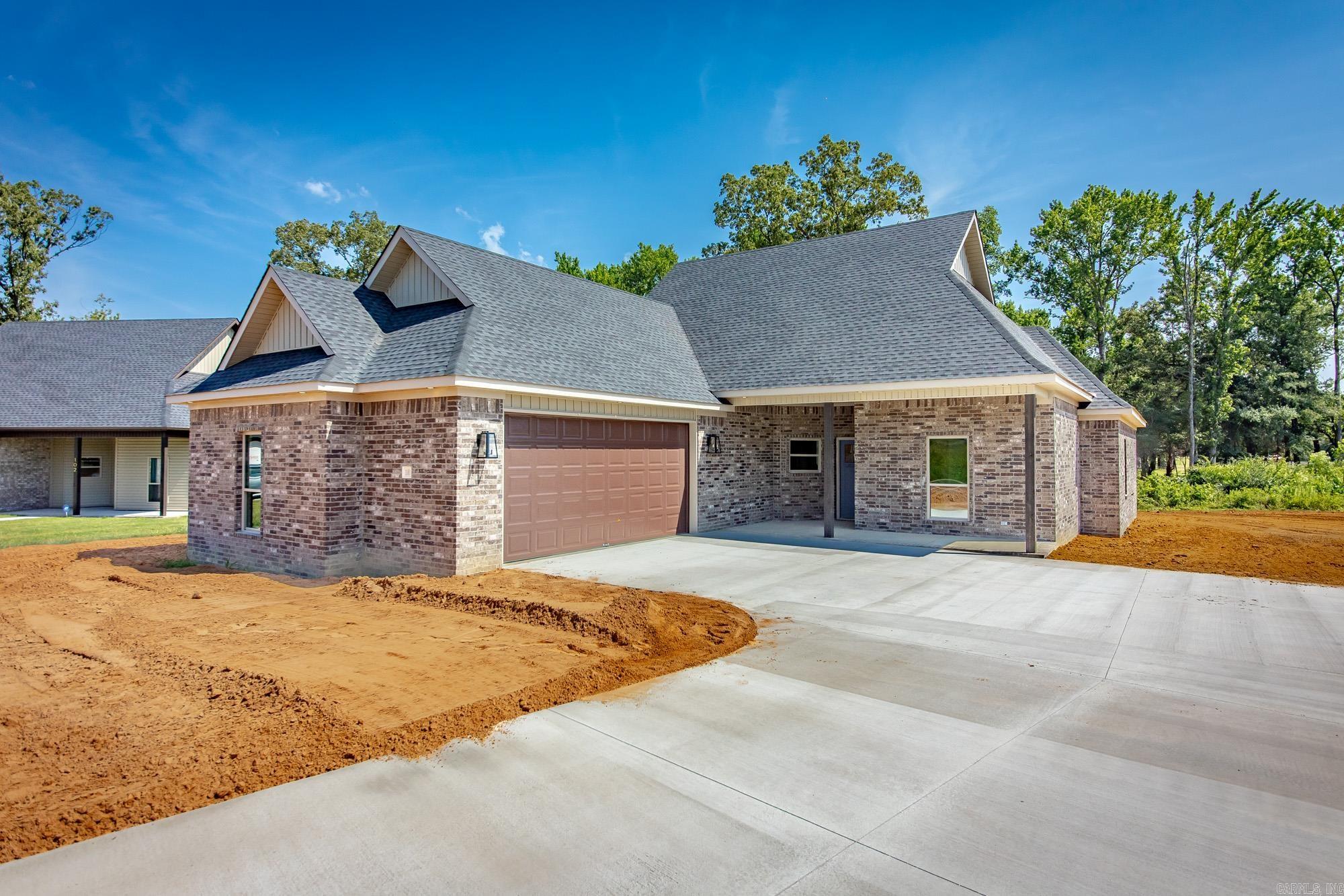 HIDDEN VALLEY ESTATES - Residential