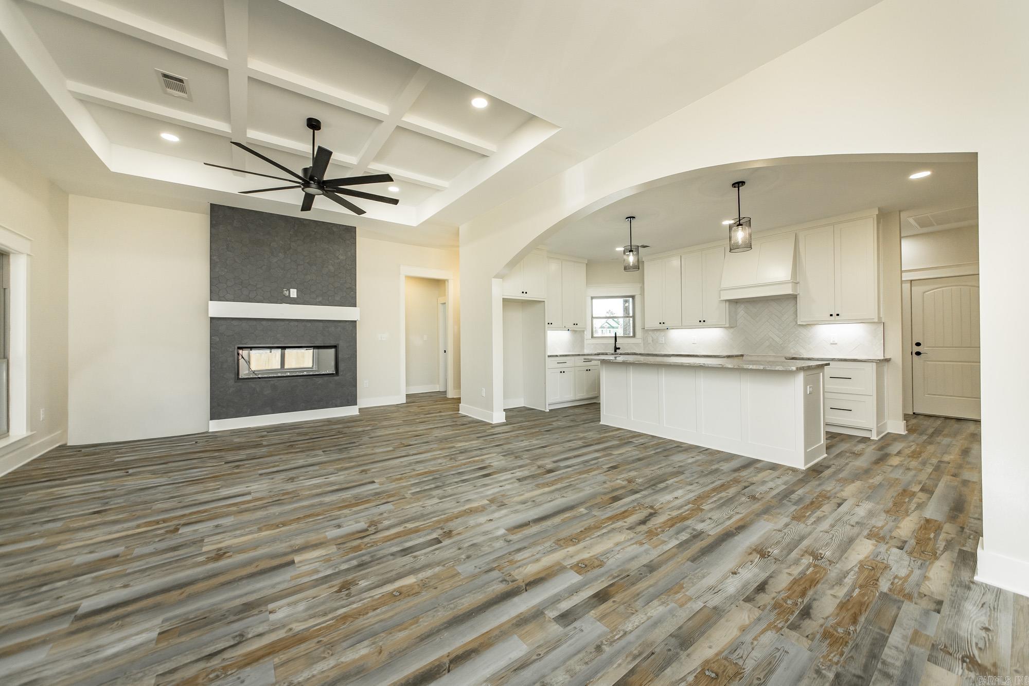 HIDDEN VALLEY ESTATES - Residential