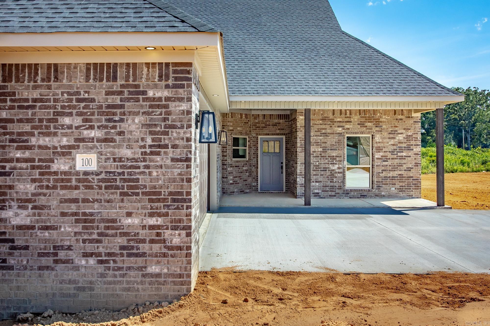 HIDDEN VALLEY ESTATES - Residential