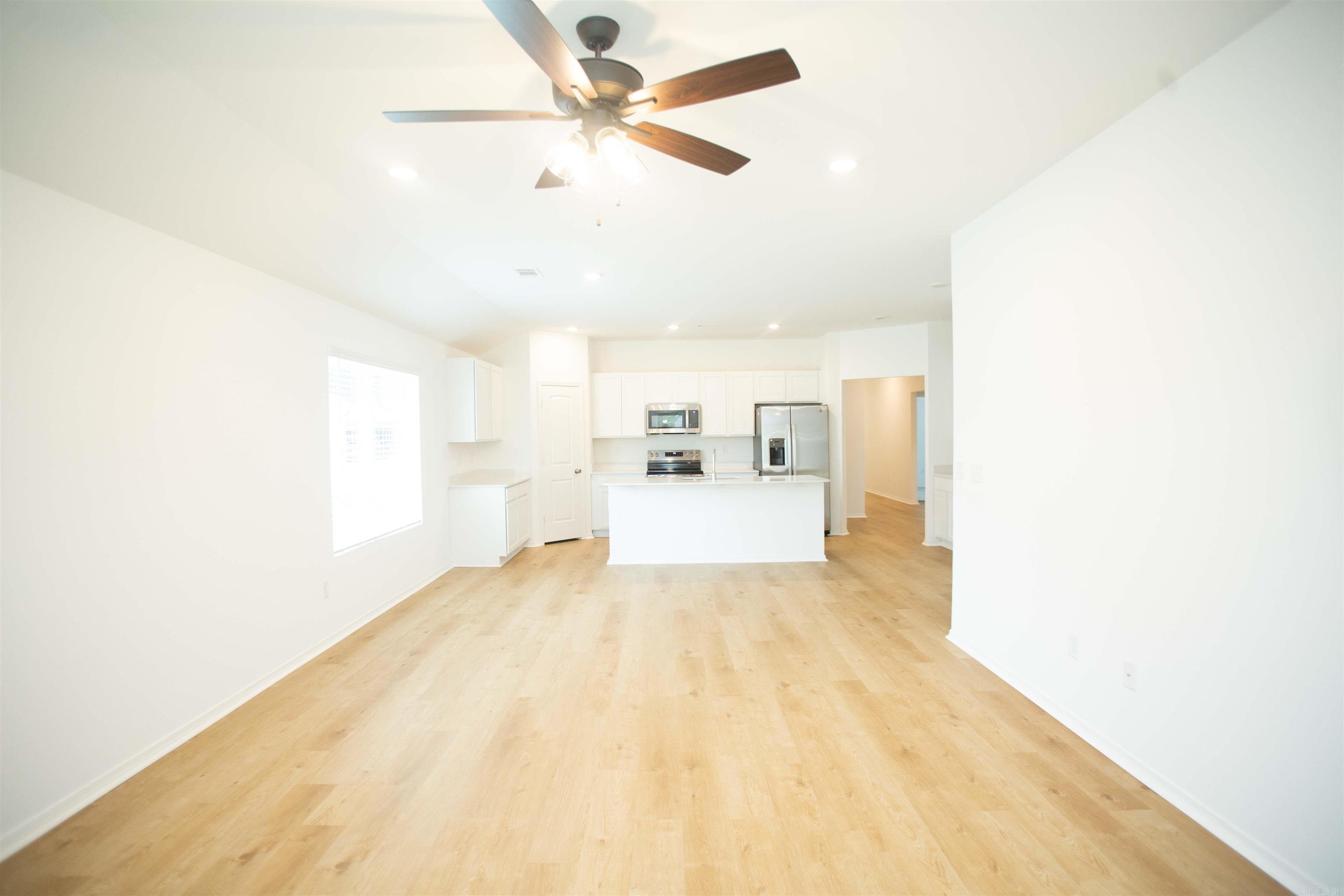 PANTHER COVE - Residential Lease