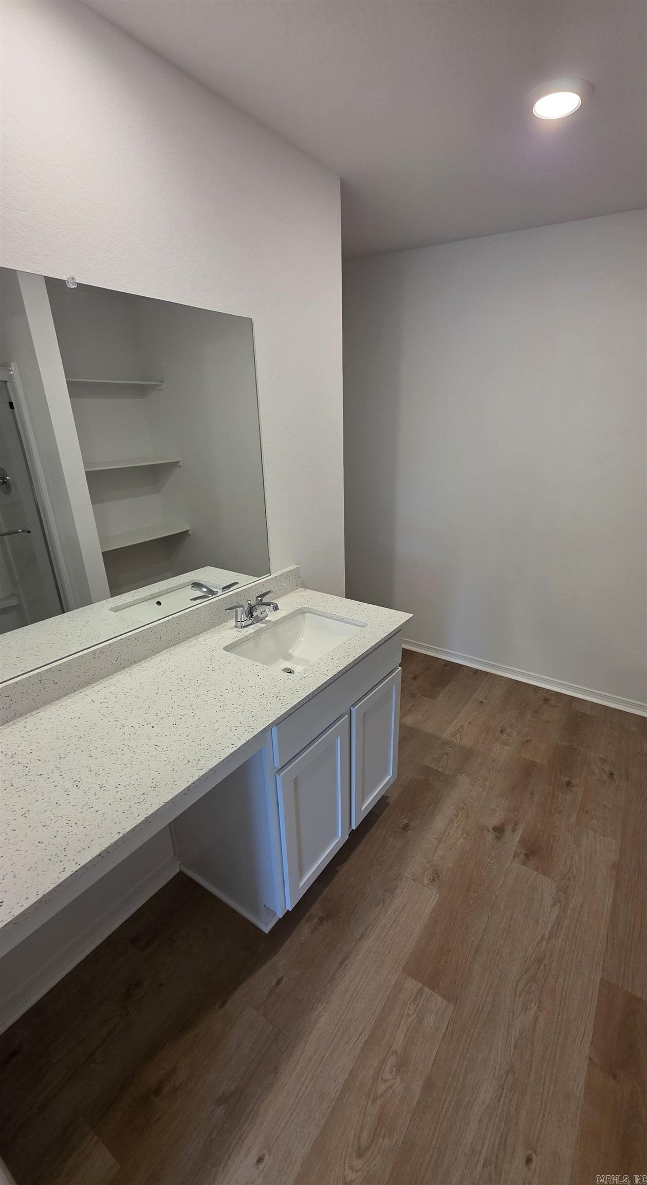 PANTHER COVE - Residential Lease