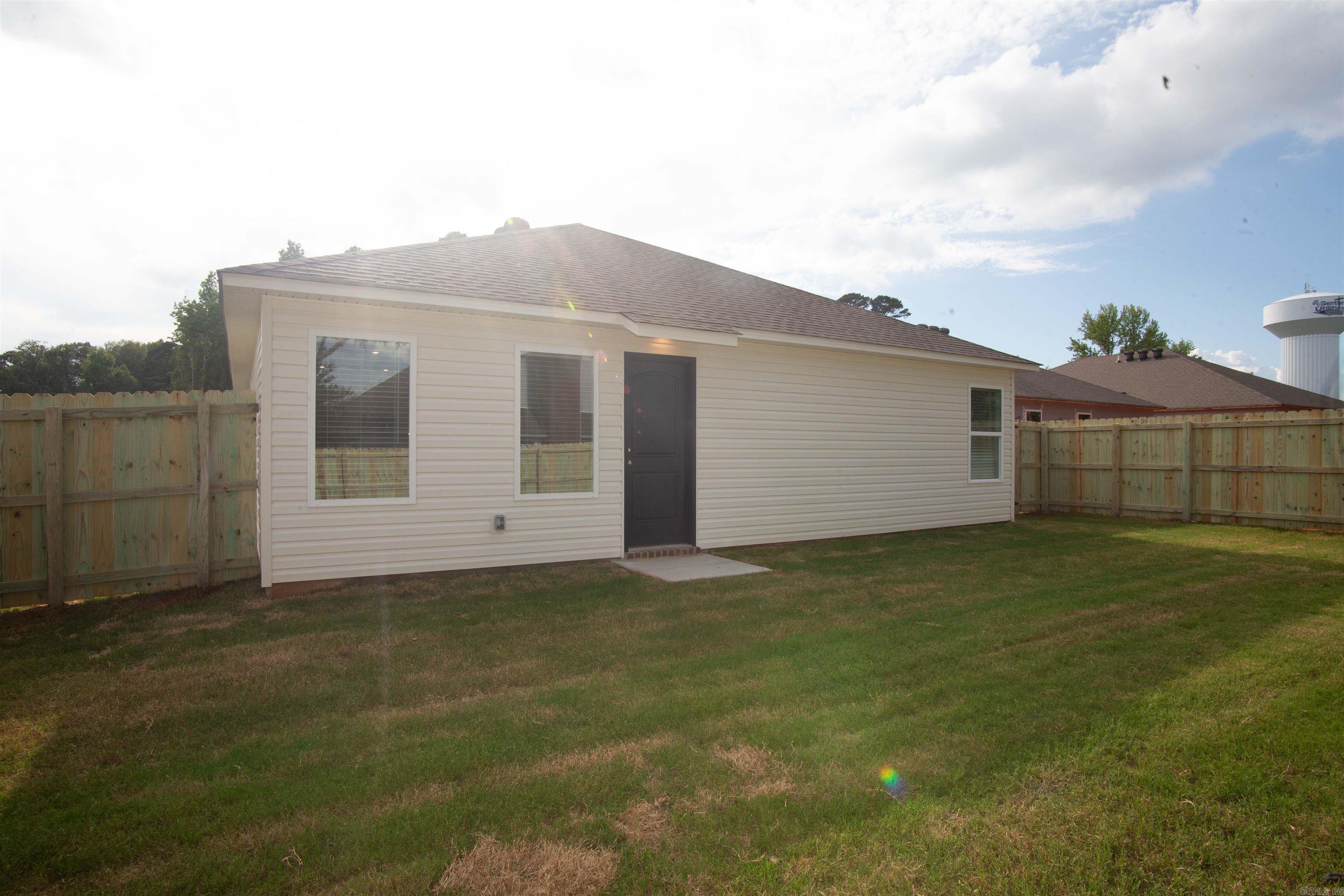 PANTHER COVE - Residential Lease