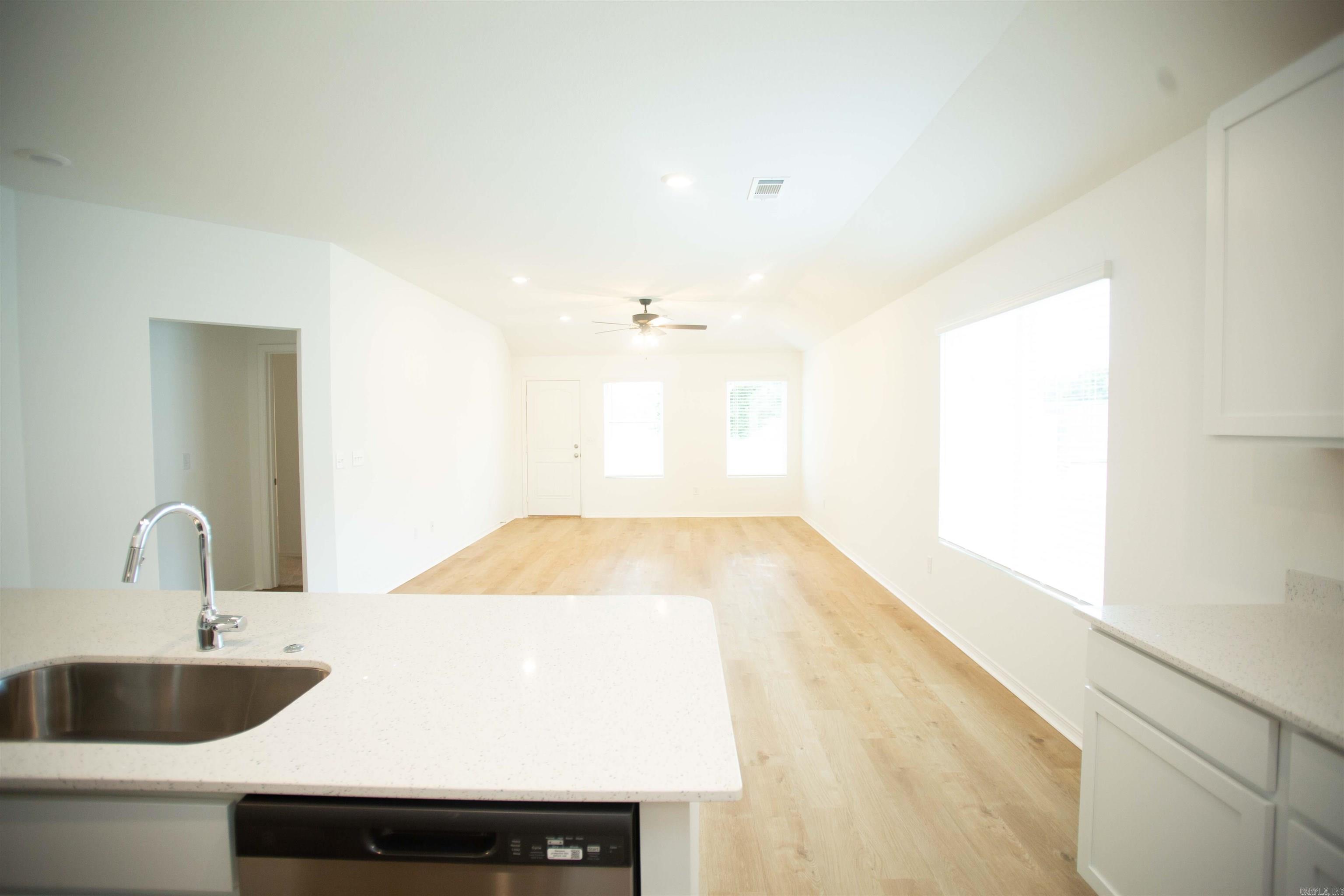 PANTHER COVE - Residential Lease