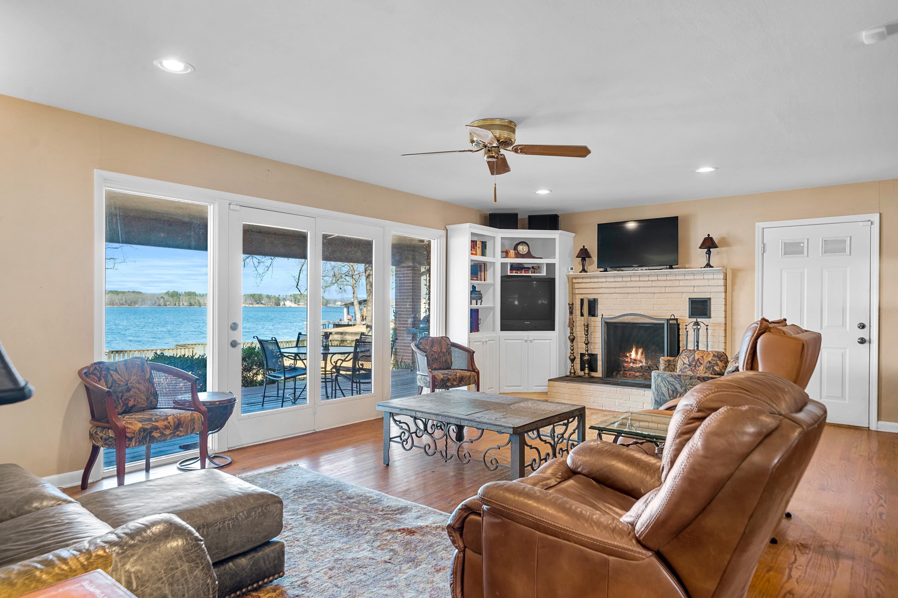 Caroline Acres - Residential