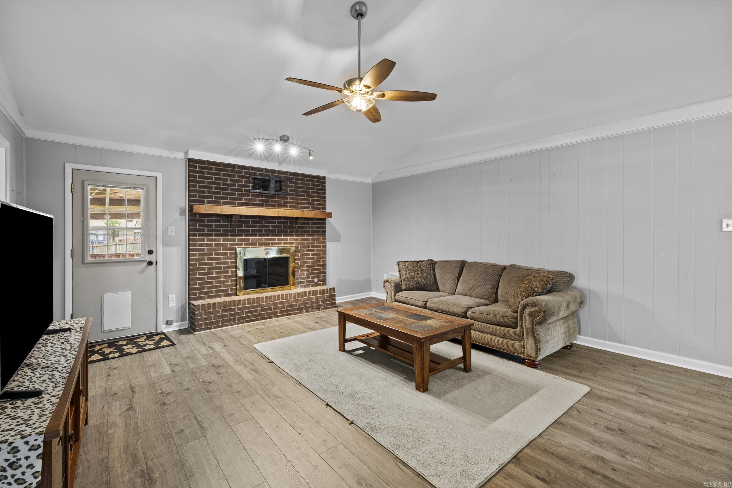 KINGSPARK TO COOK MTN VIL - Residential