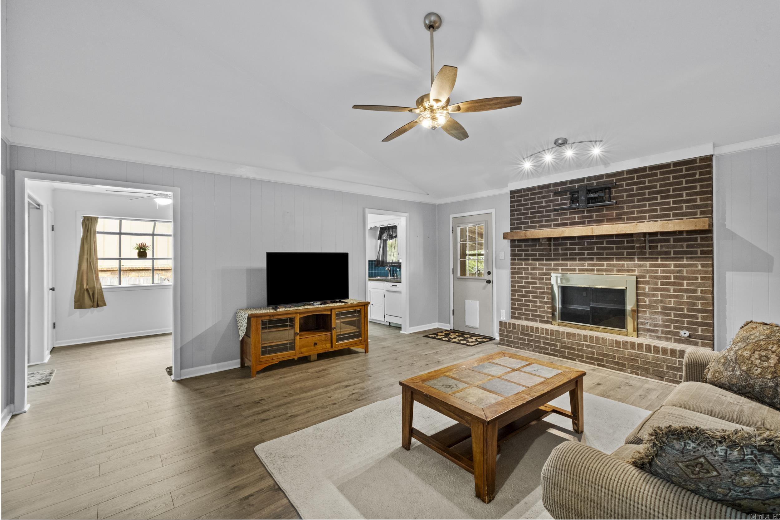 KINGSPARK TO COOK MTN VIL - Residential