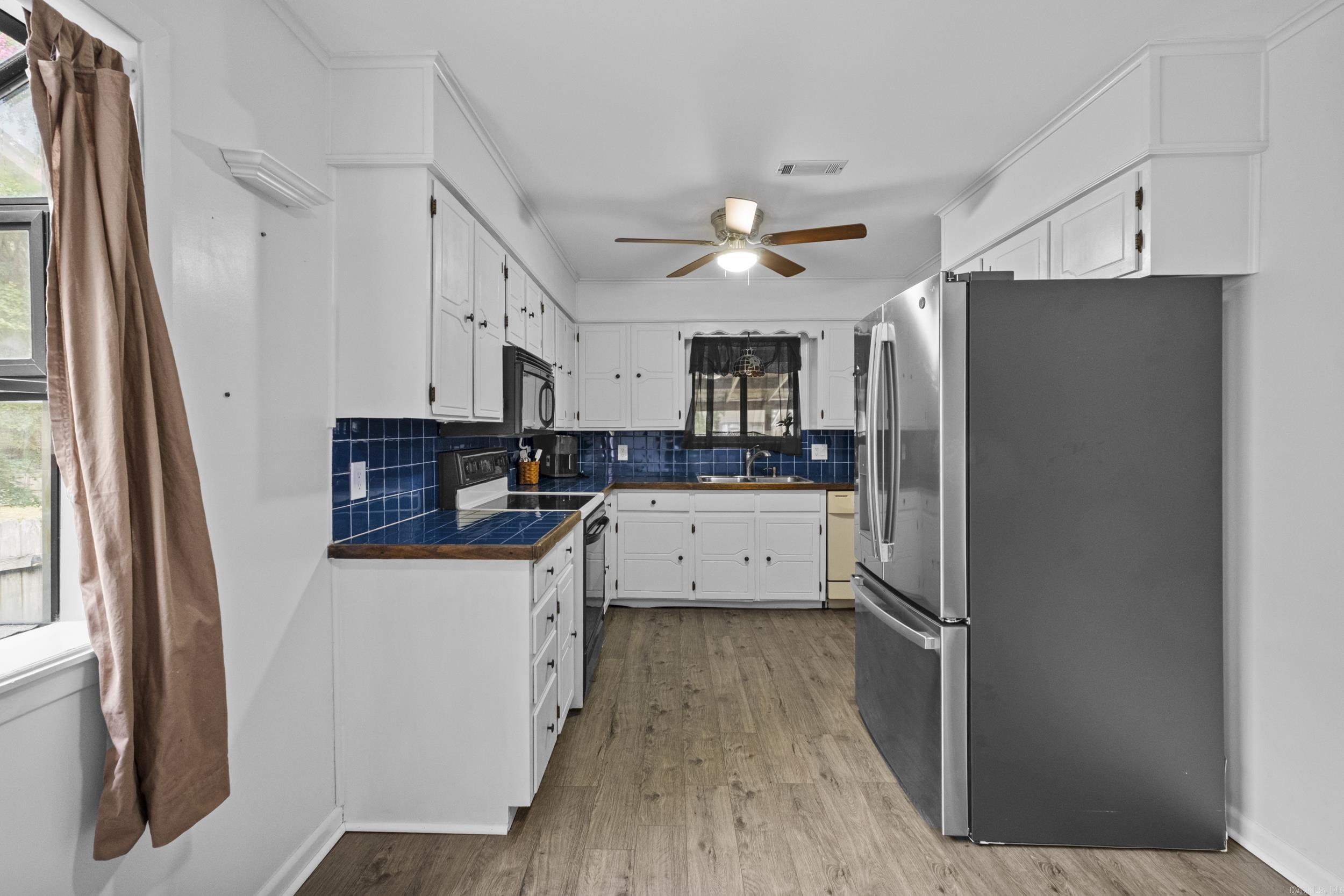 KINGSPARK TO COOK MTN VIL - Residential