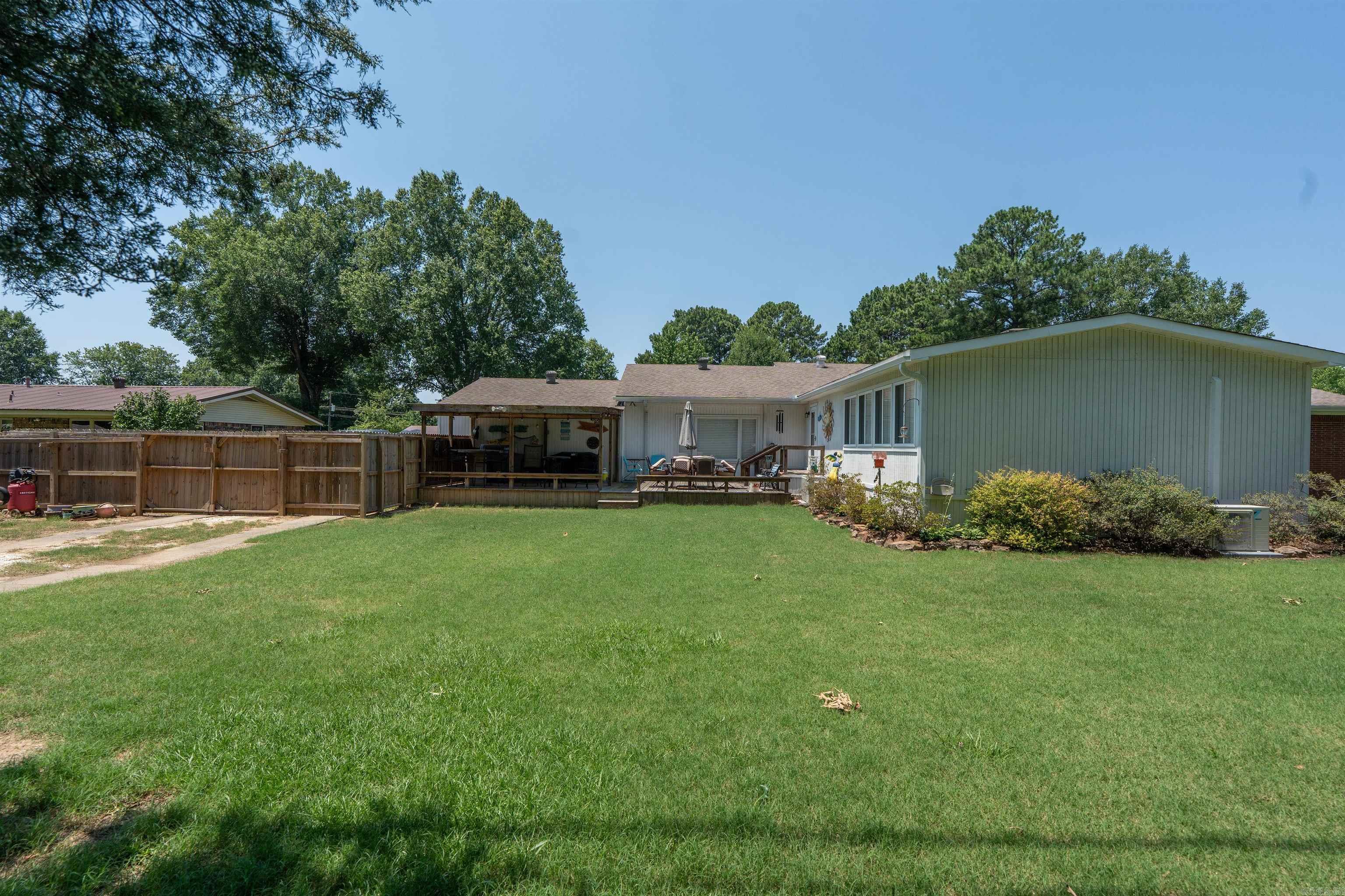 FOUST - Residential