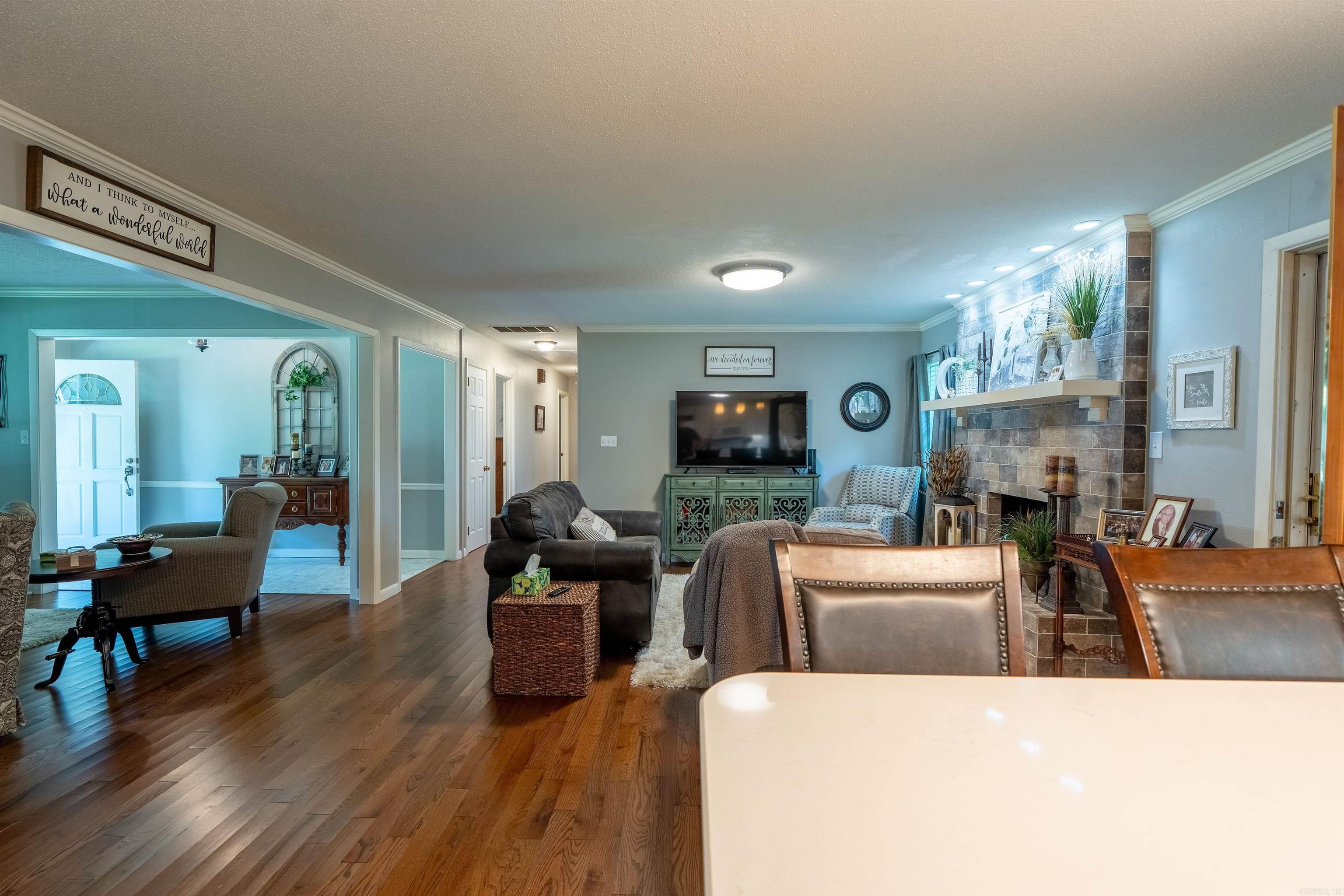 FOUST - Residential