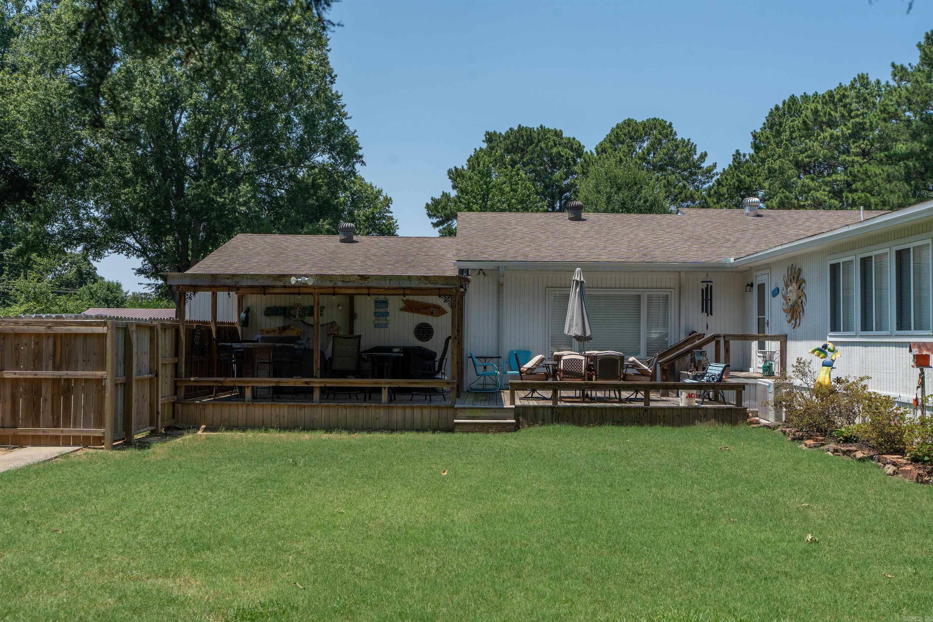 FOUST - Residential