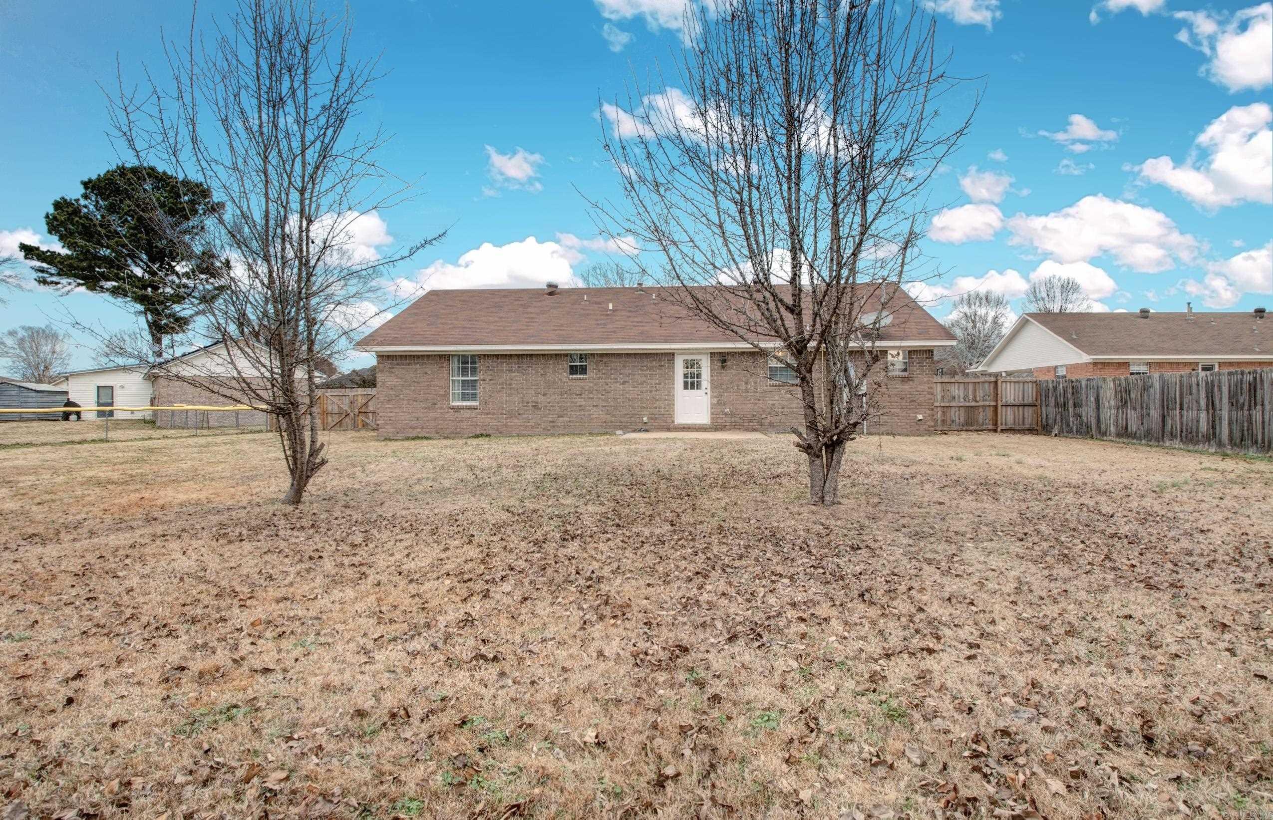 WINDWOOD SOUTH - Residential
