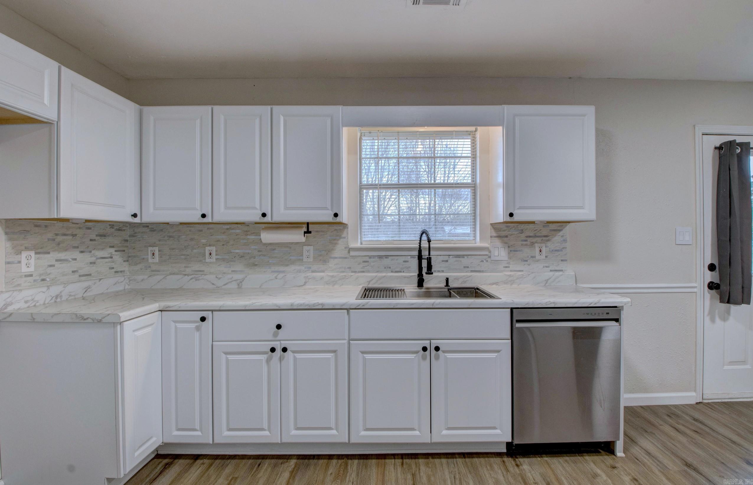 WINDWOOD SOUTH - Residential