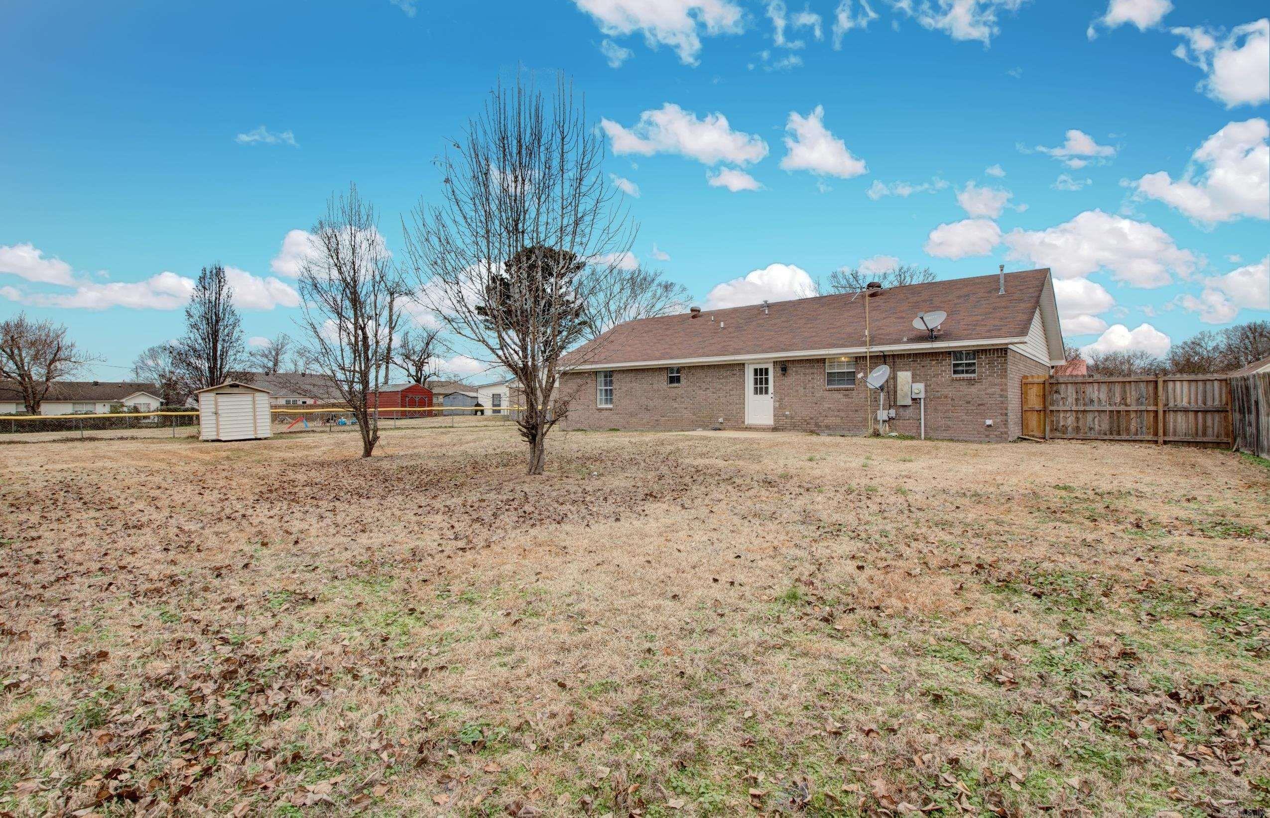 WINDWOOD SOUTH - Residential