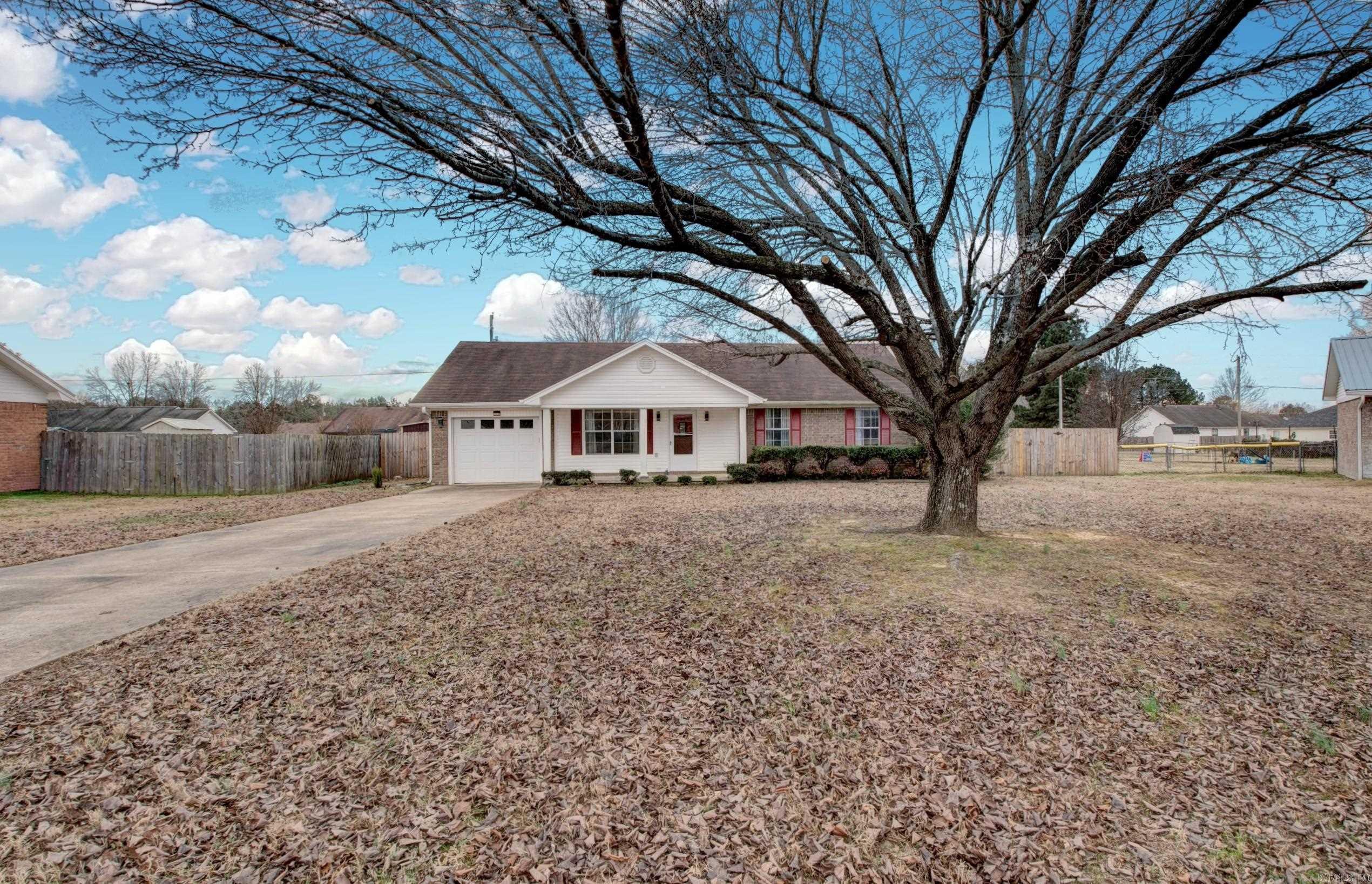 WINDWOOD SOUTH - Residential