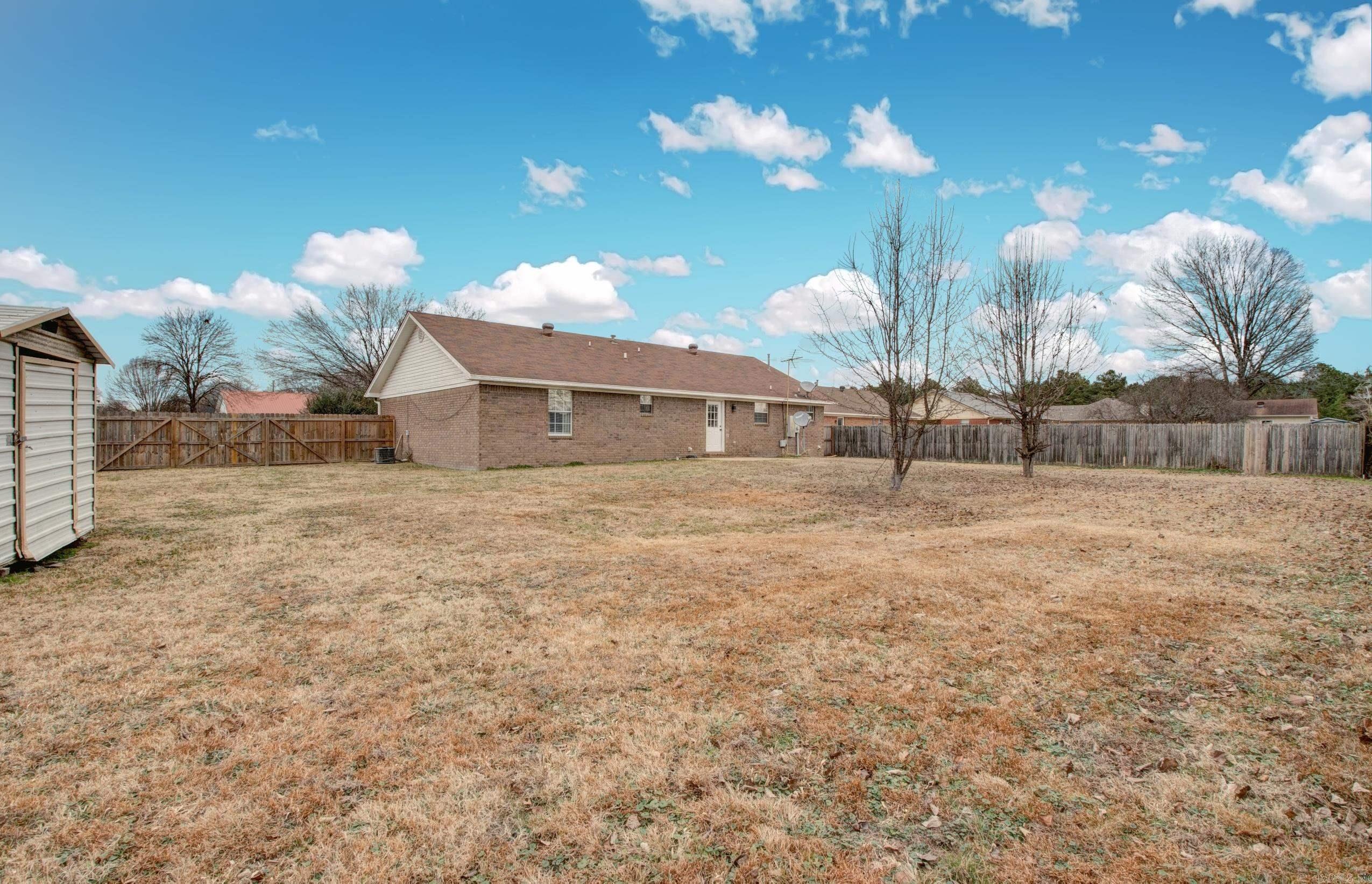 WINDWOOD SOUTH - Residential