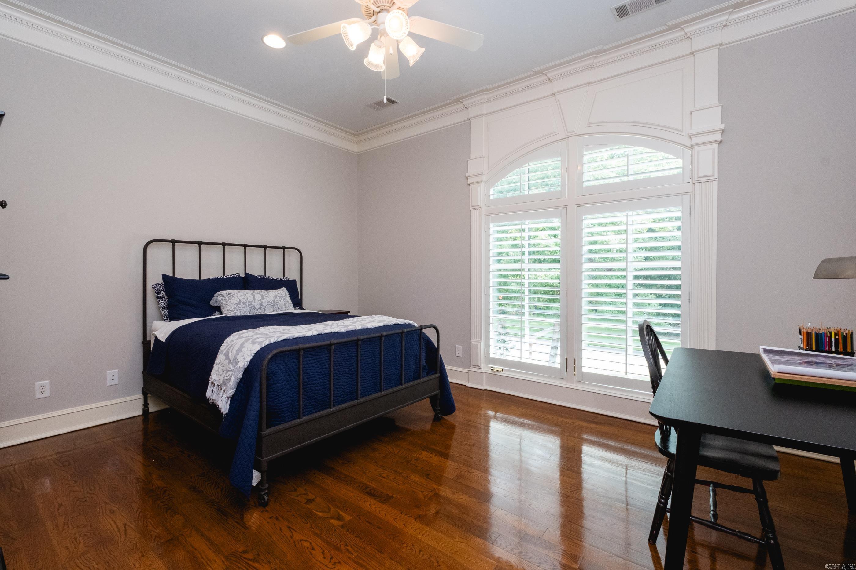CHENAL VALLEY CHENAL CIRCLE - Residential