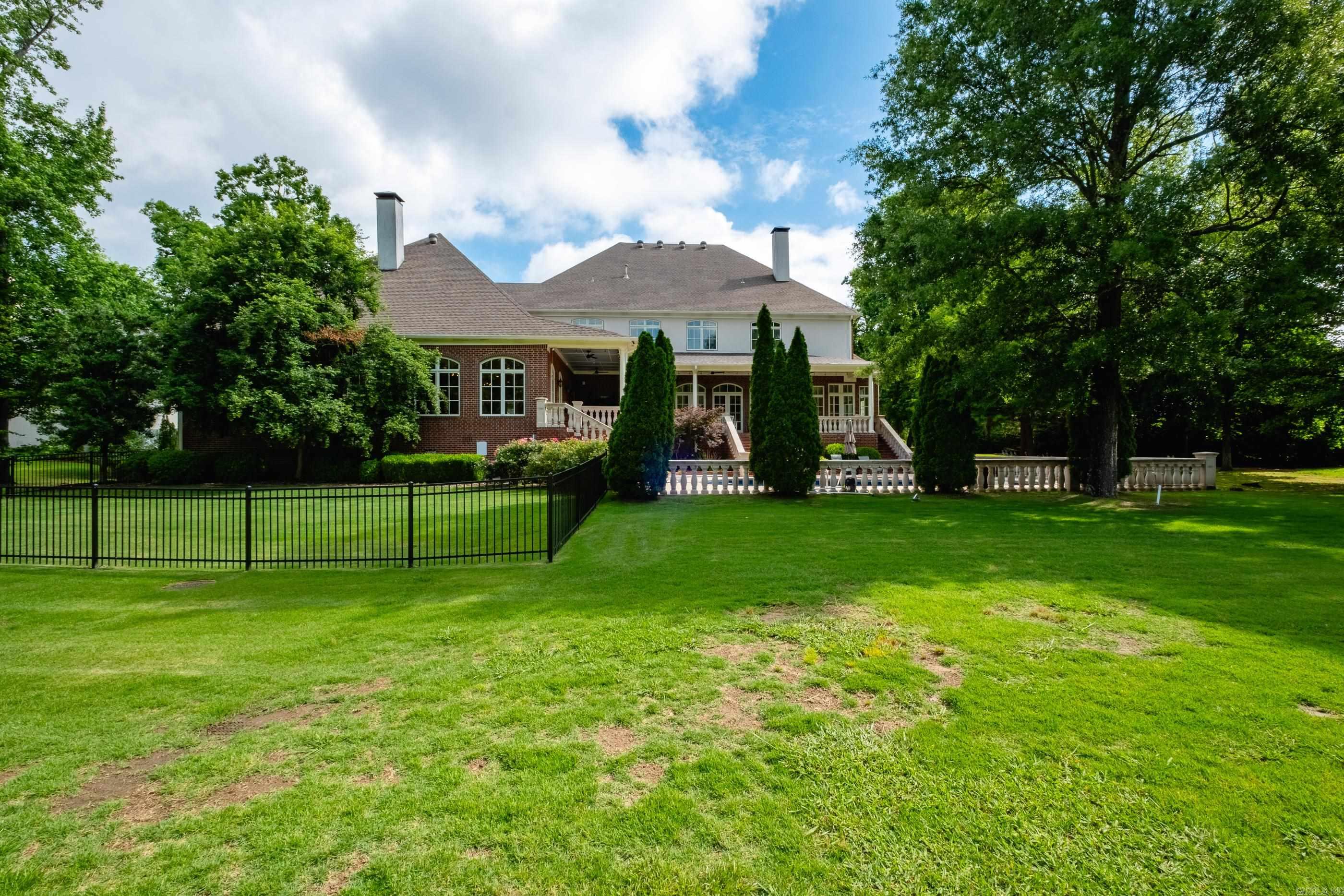 CHENAL VALLEY CHENAL CIRCLE - Residential