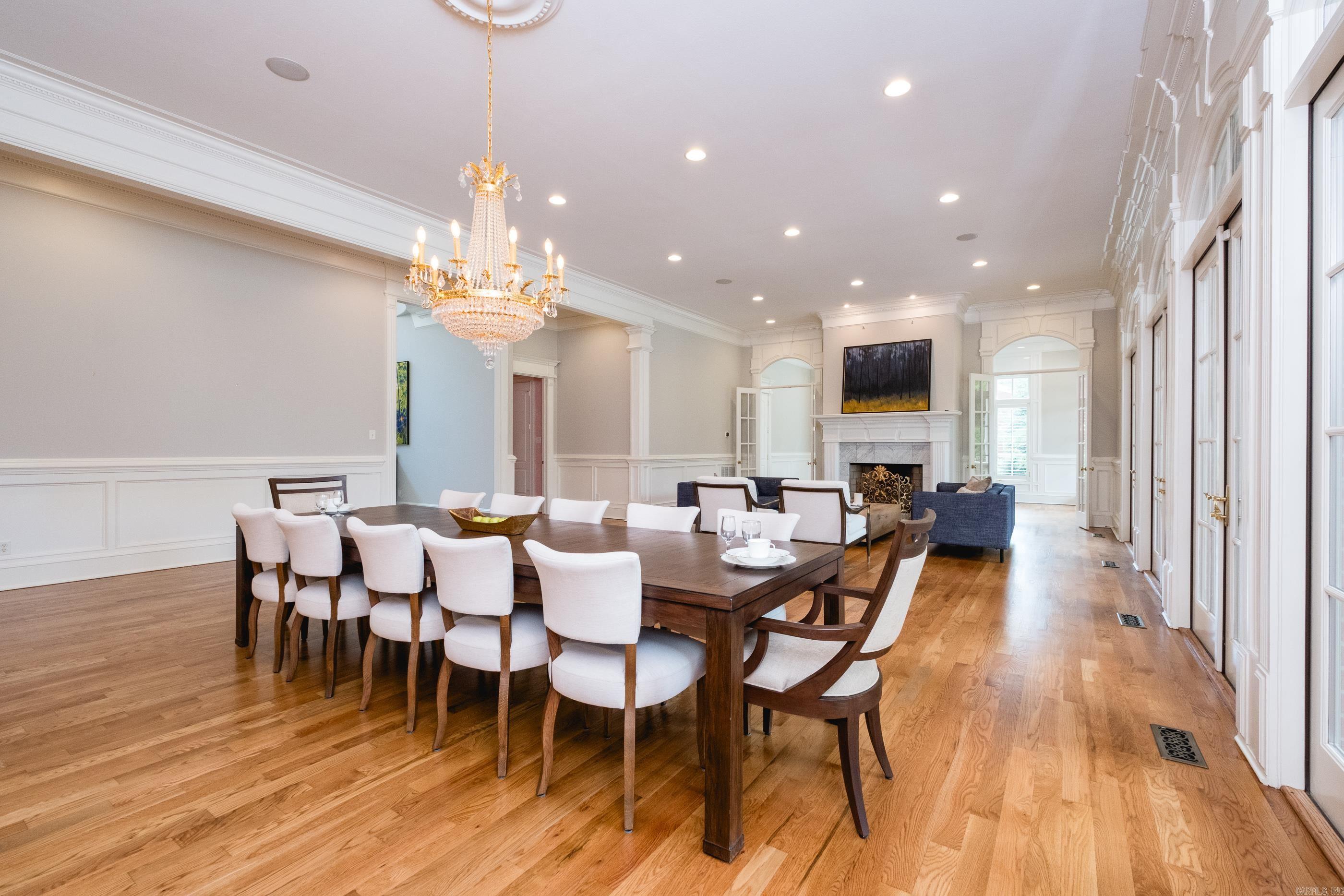 CHENAL VALLEY CHENAL CIRCLE - Residential
