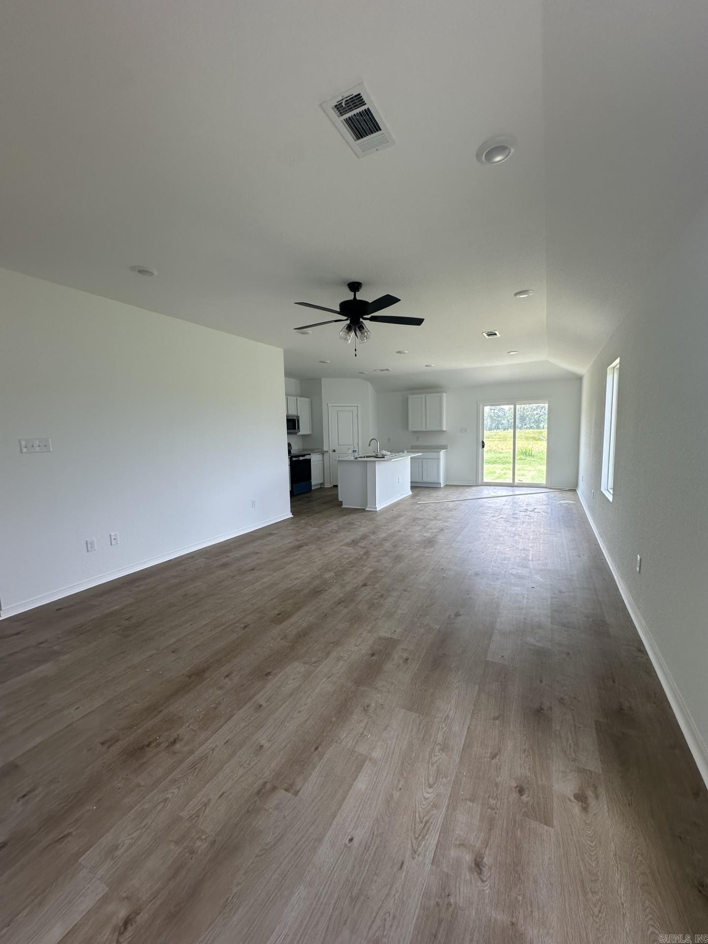 SOUTHFORK RANCH S/D PH I - Residential