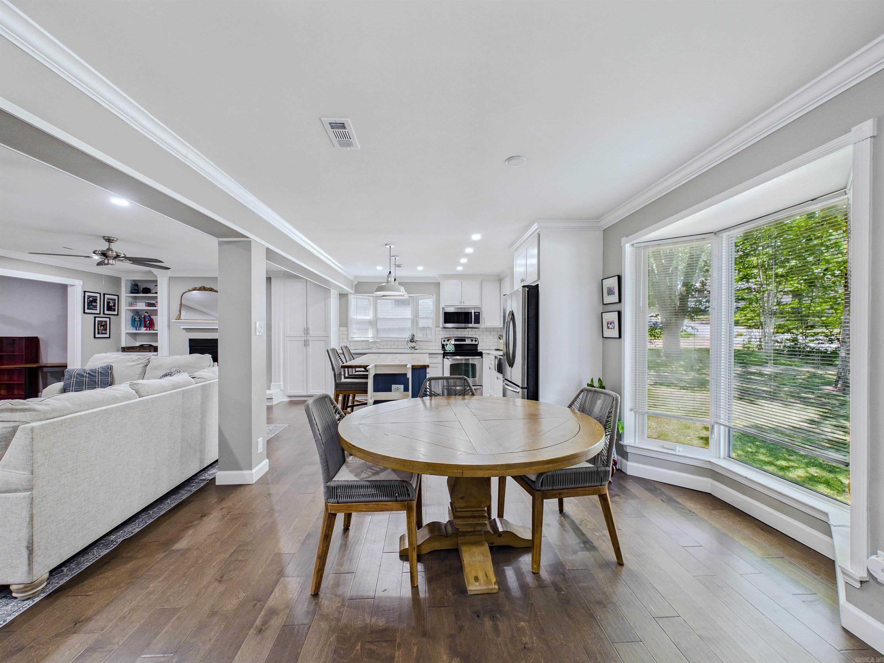PLEASANT VIEW - Residential