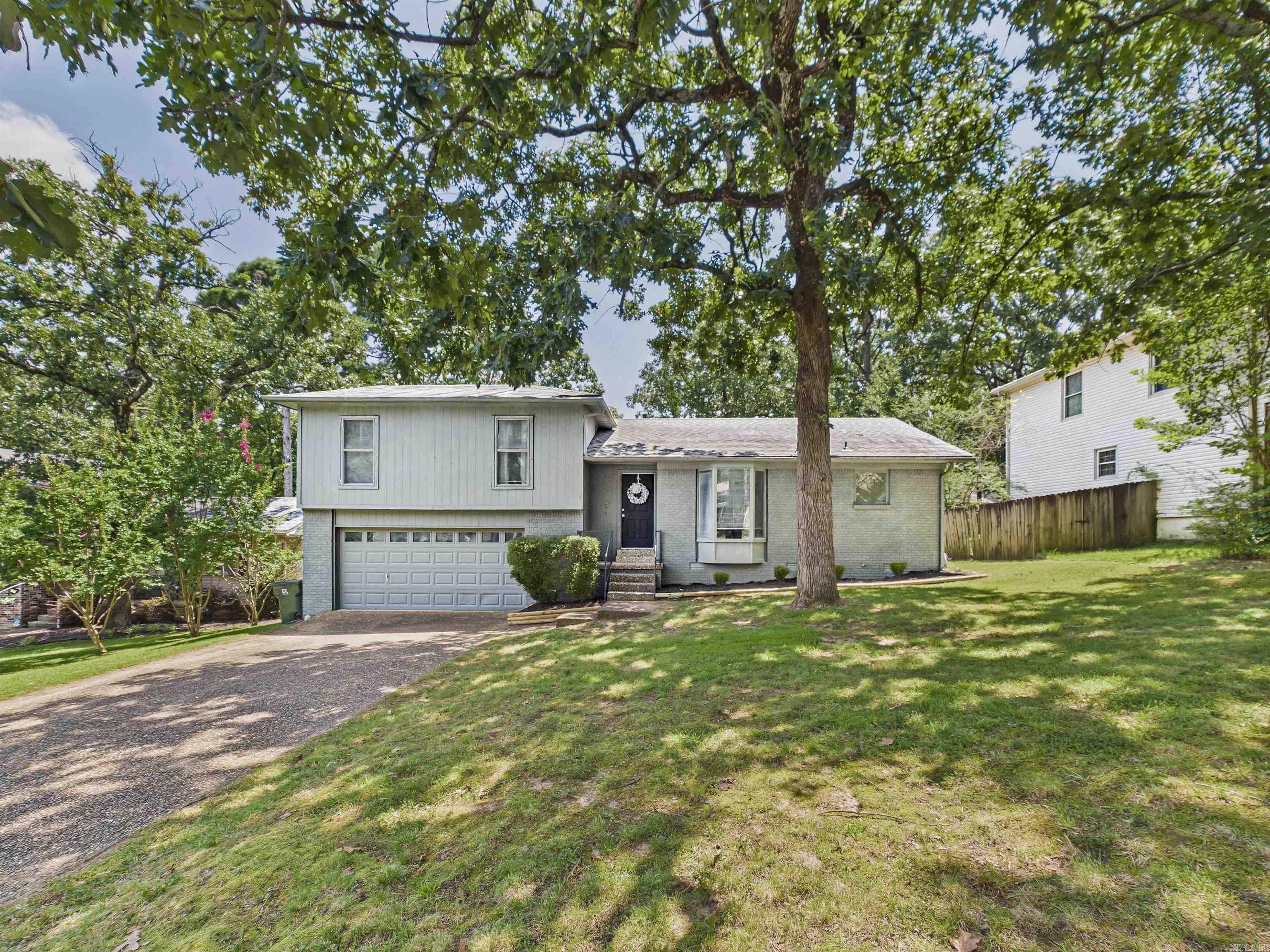 PLEASANT VIEW - Residential