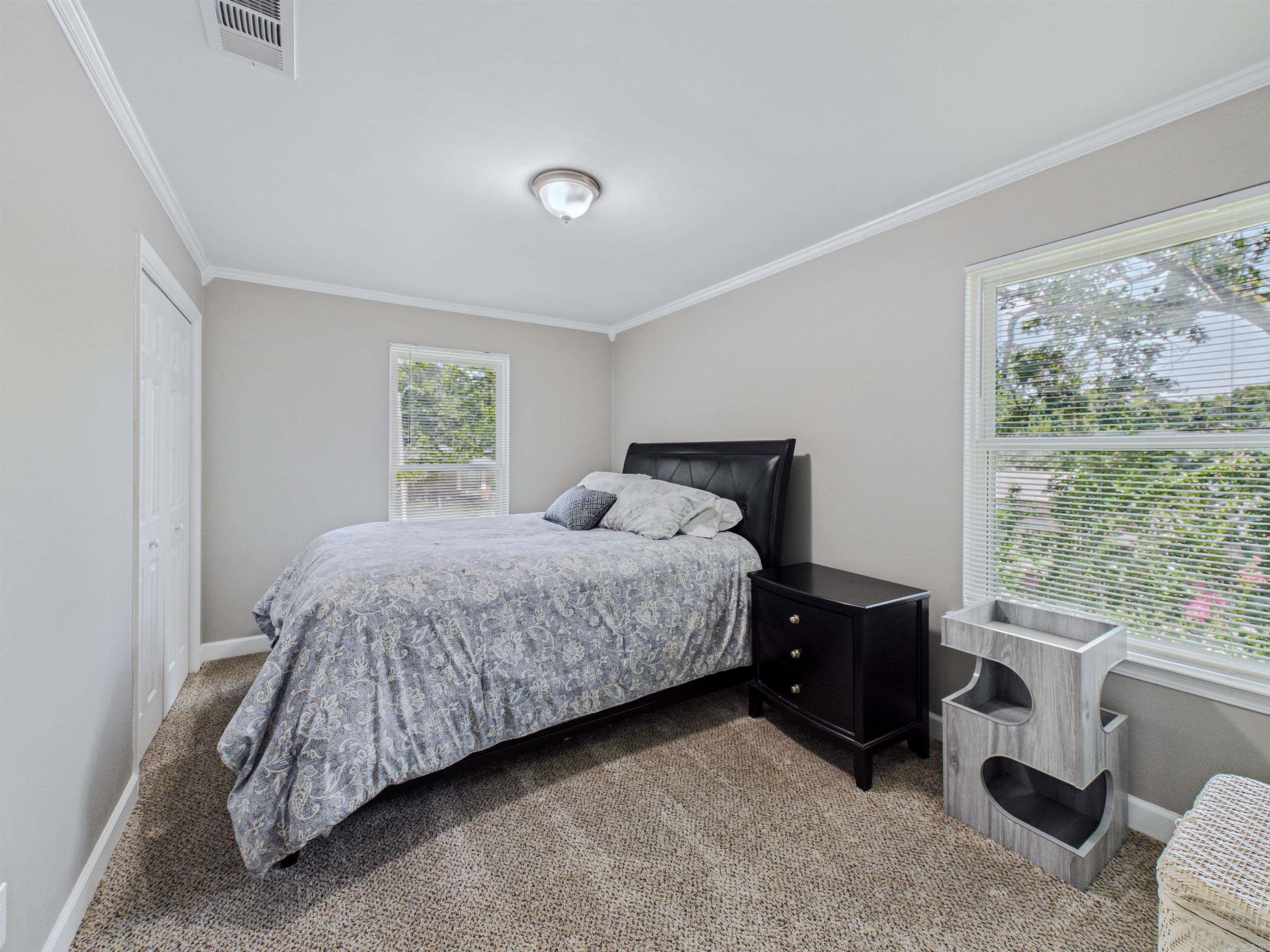 PLEASANT VIEW - Residential