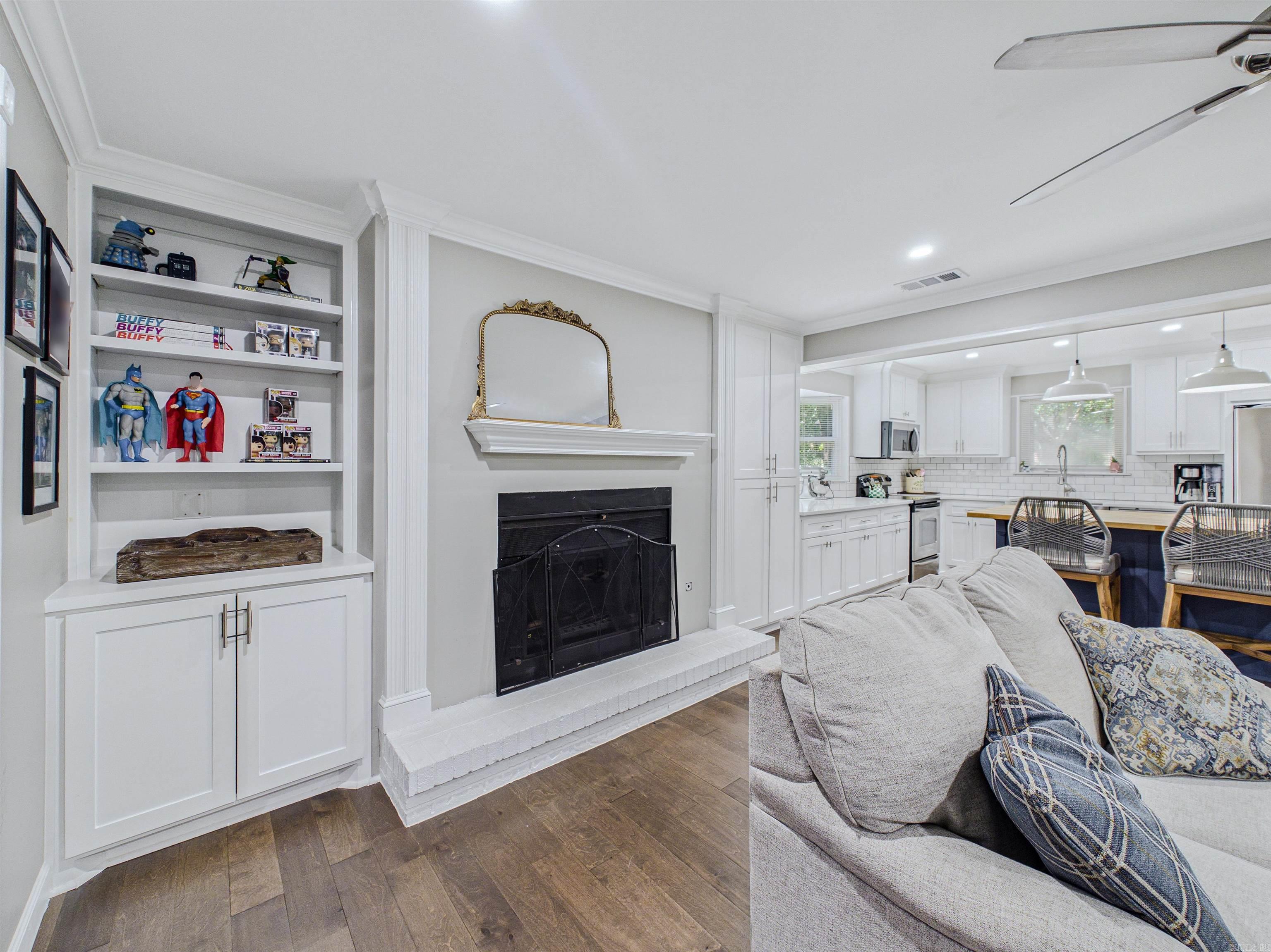 PLEASANT VIEW - Residential
