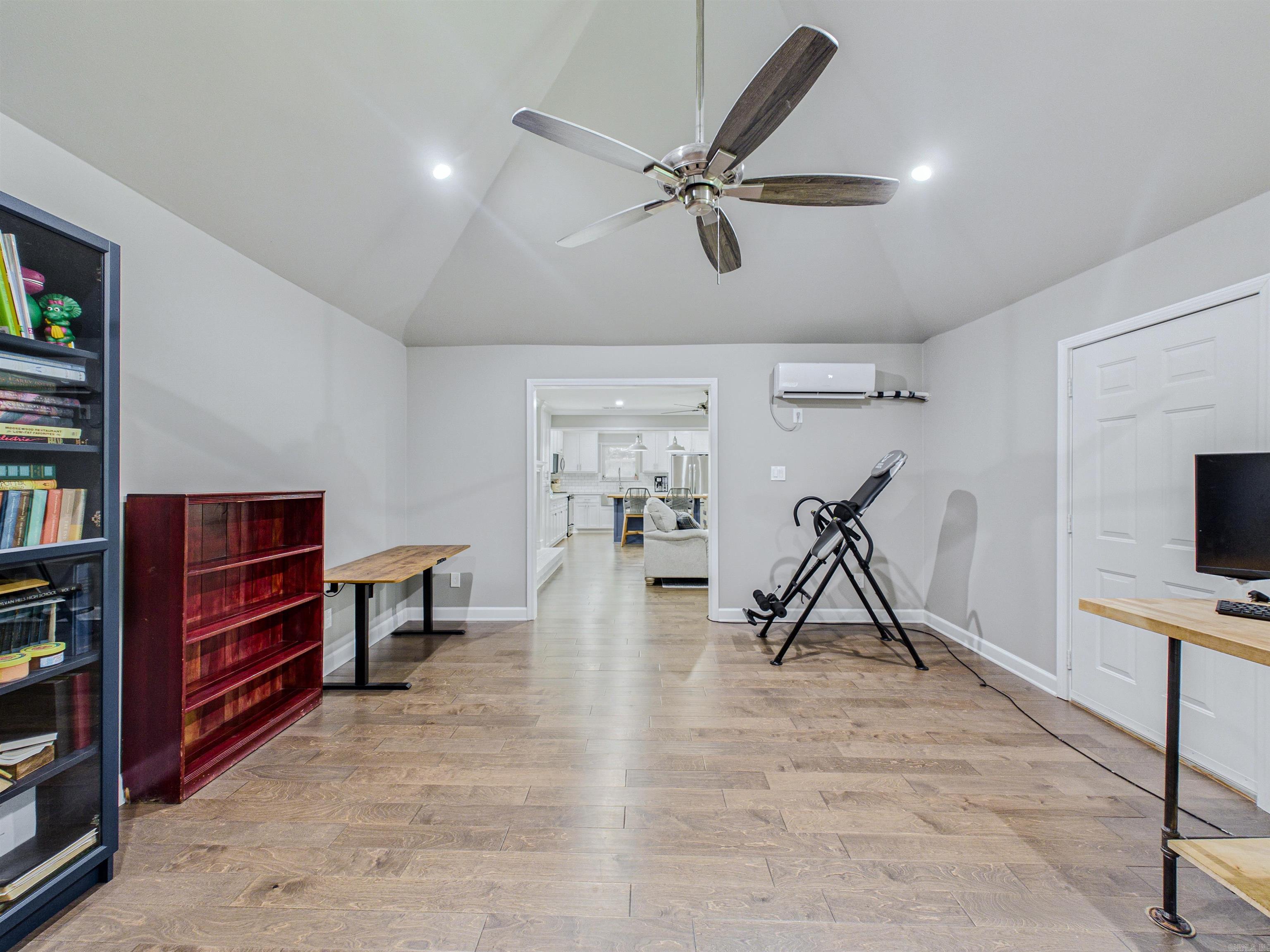 PLEASANT VIEW - Residential