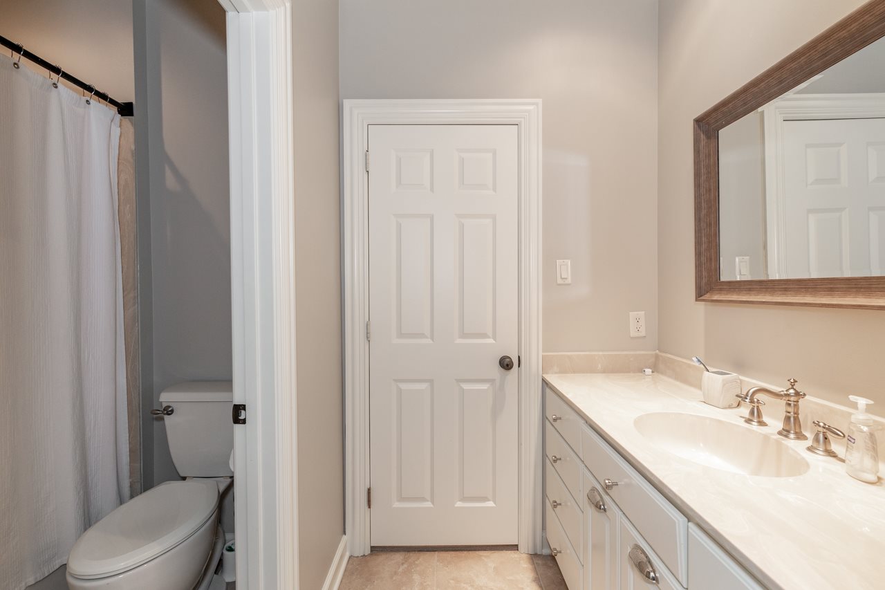 CHENAL VALLEY SOLOGNE CIRCLE - Residential