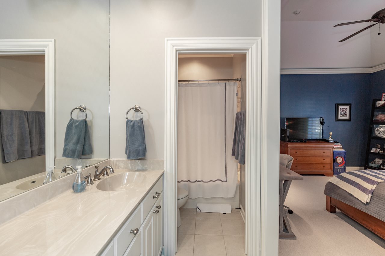 CHENAL VALLEY SOLOGNE CIRCLE - Residential