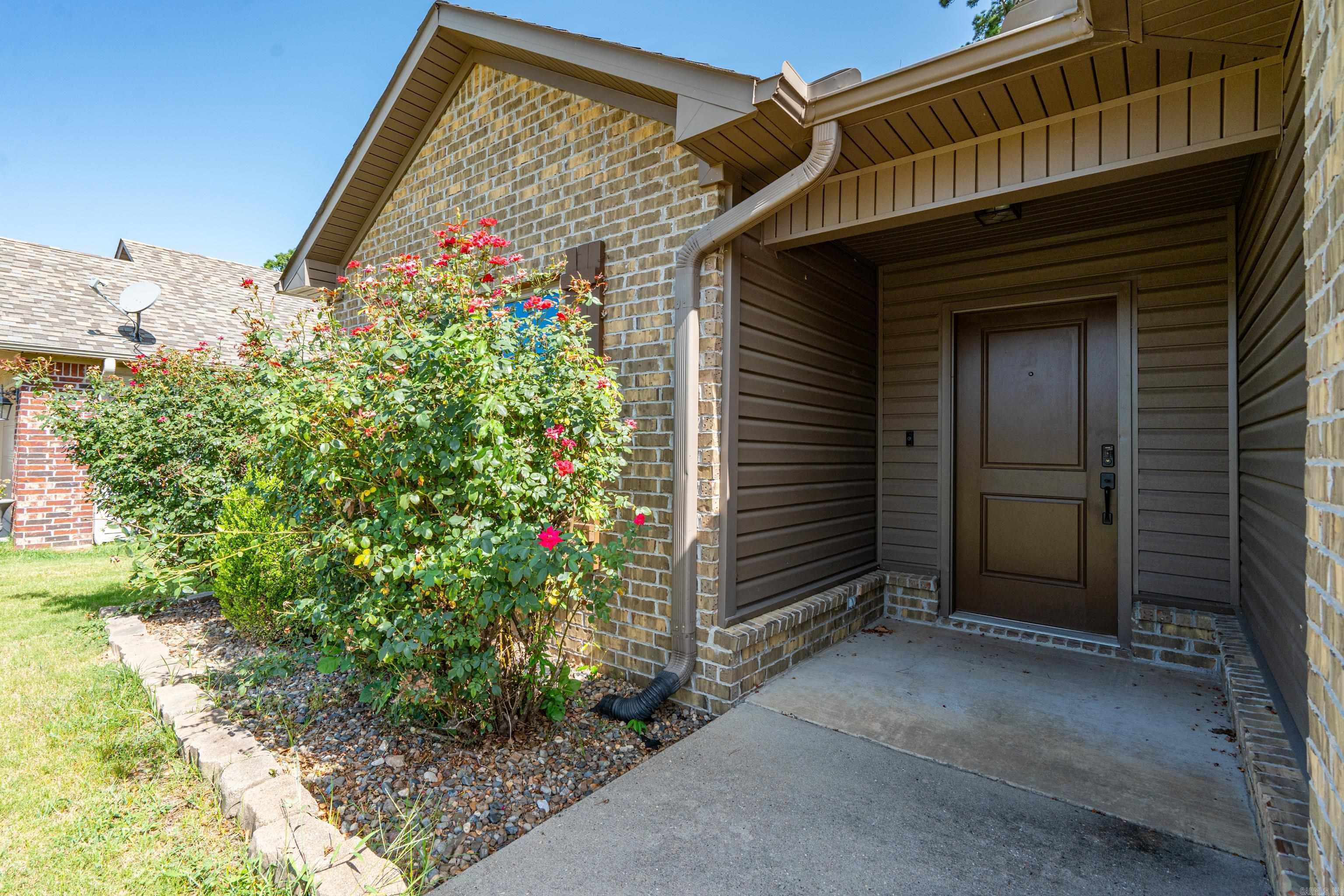 UNPLATTED ACREAGE - Residential