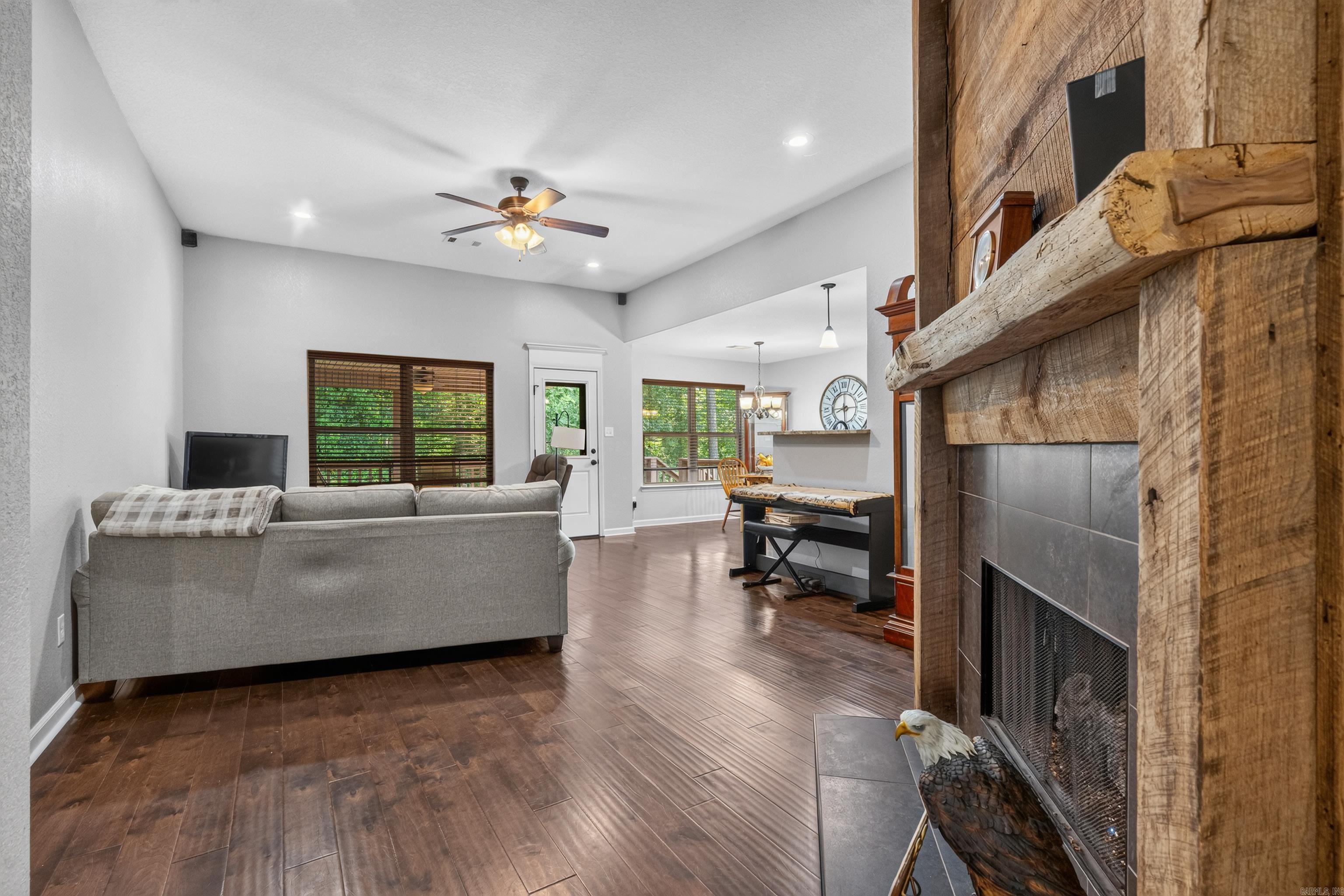 UNPLATTED ACREAGE - Residential