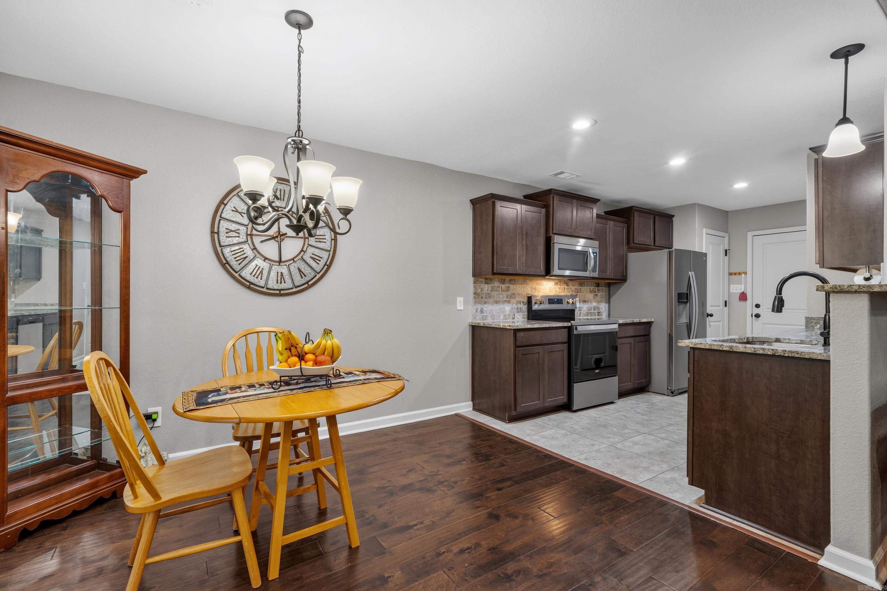 UNPLATTED ACREAGE - Residential