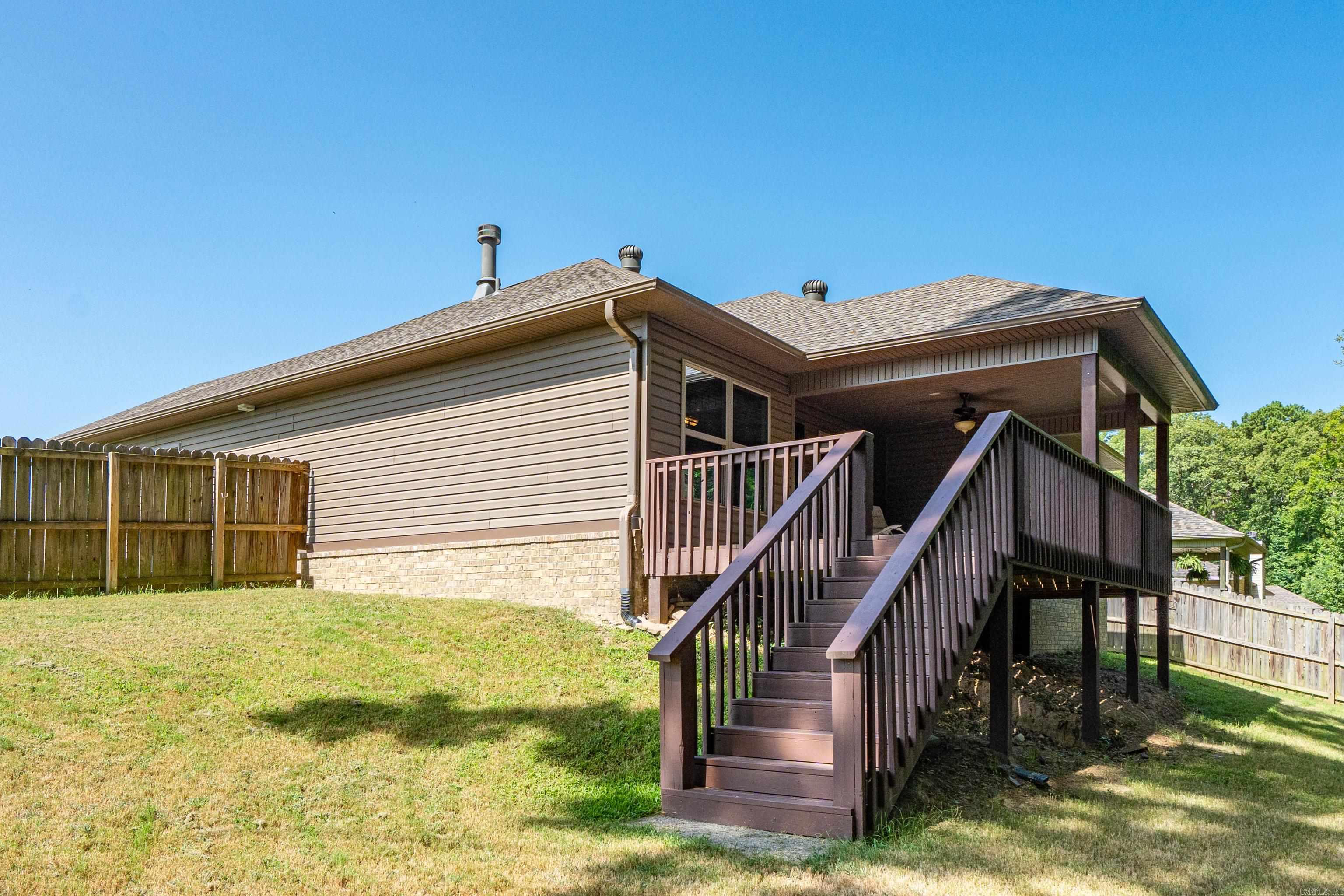 UNPLATTED ACREAGE - Residential