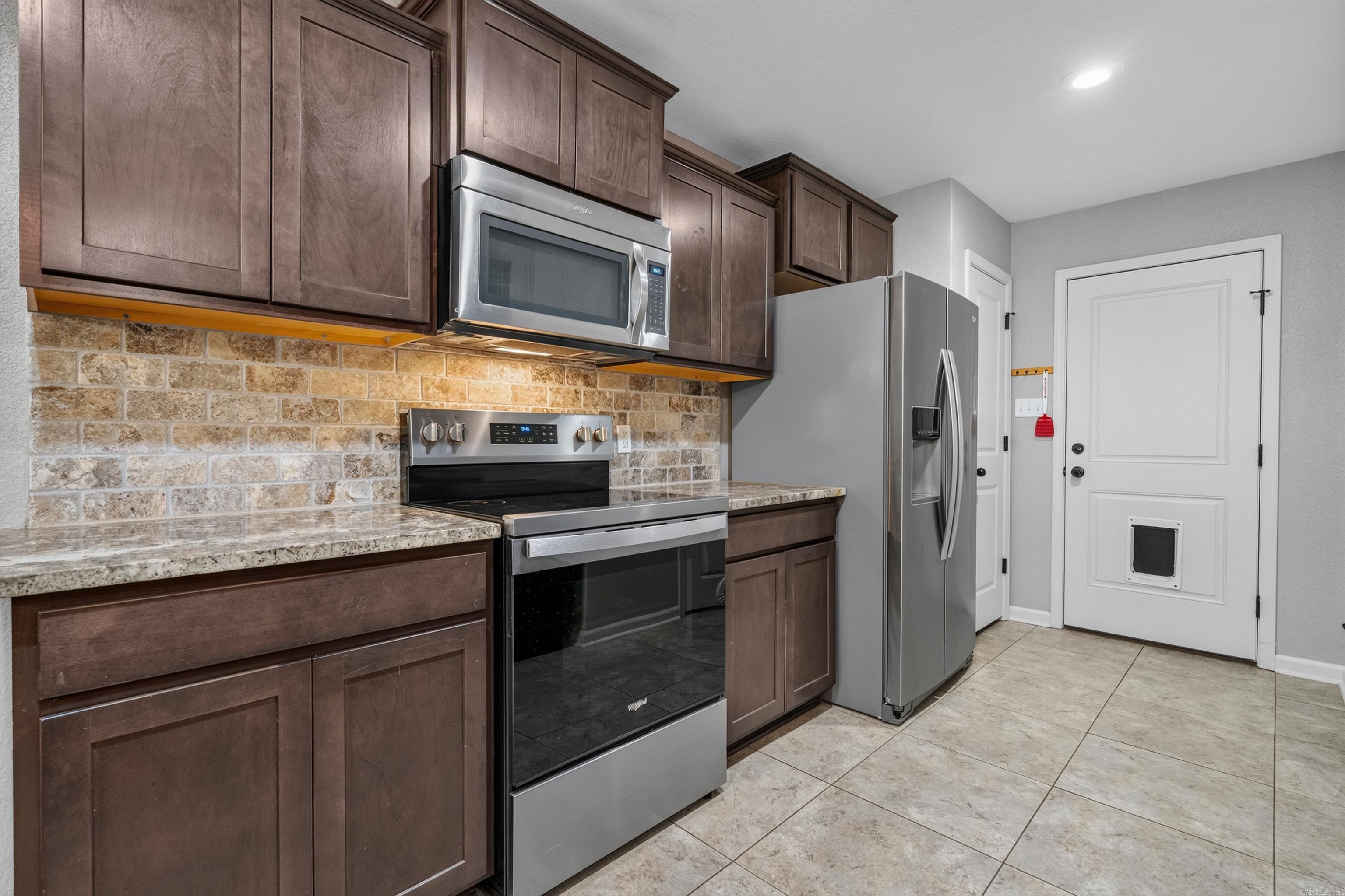 UNPLATTED ACREAGE - Residential