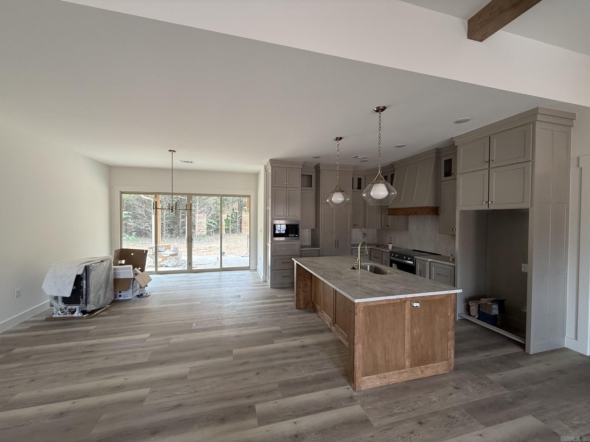 COYOTE RIDGE - Residential
