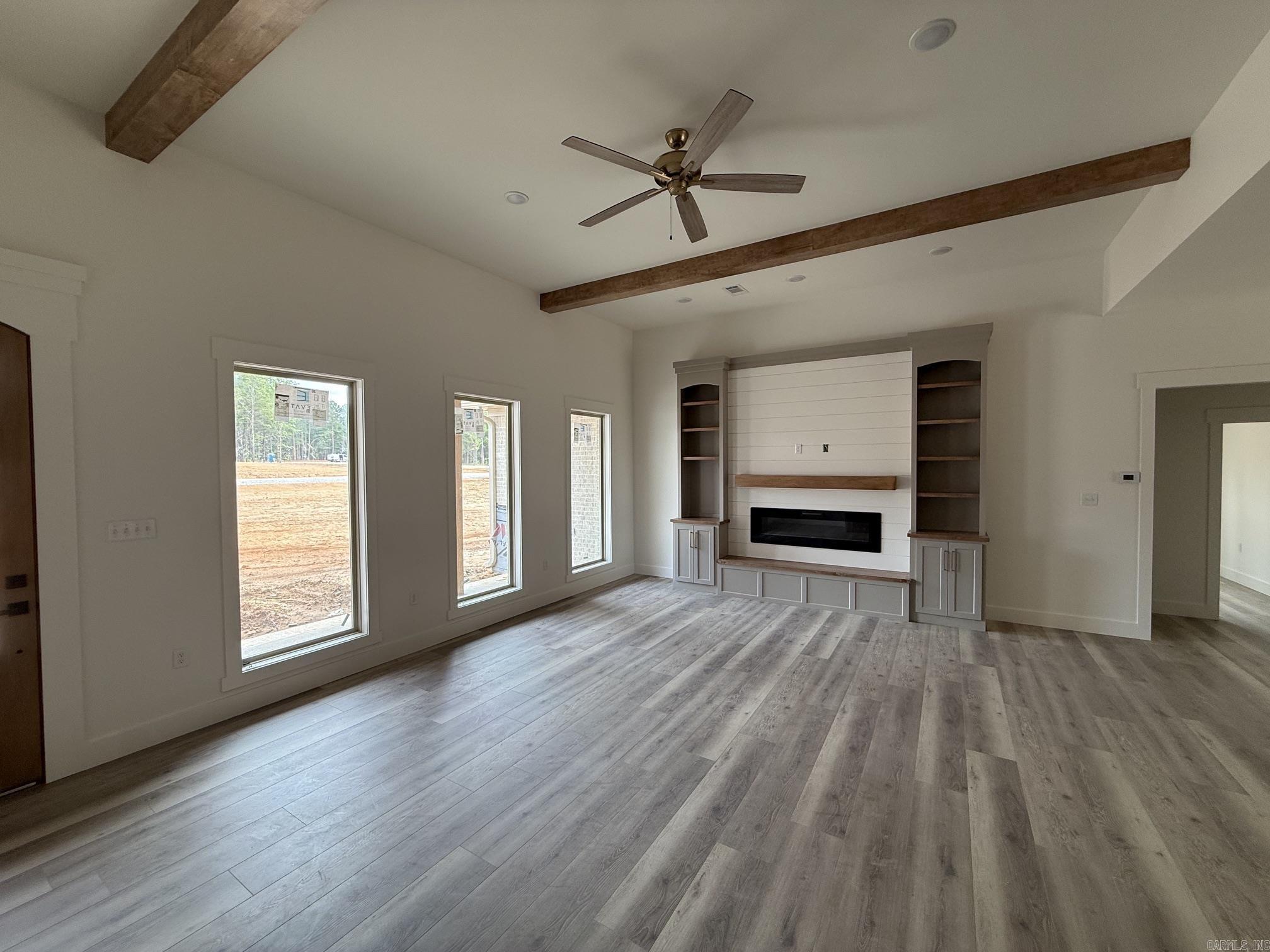 COYOTE RIDGE - Residential