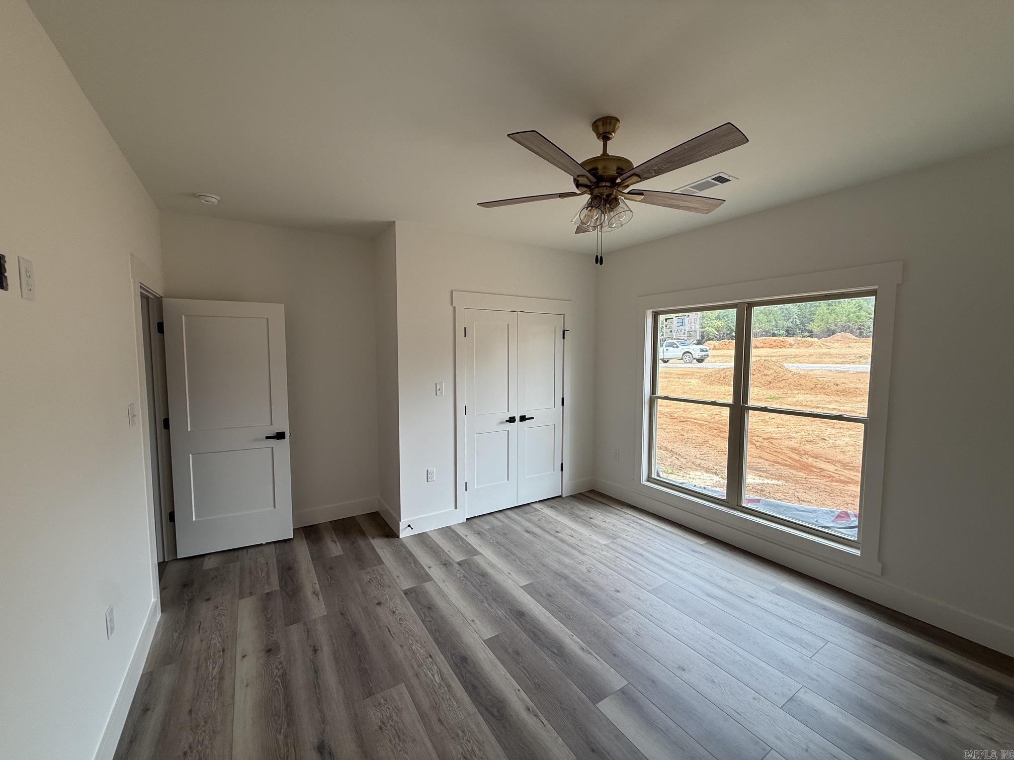 COYOTE RIDGE - Residential