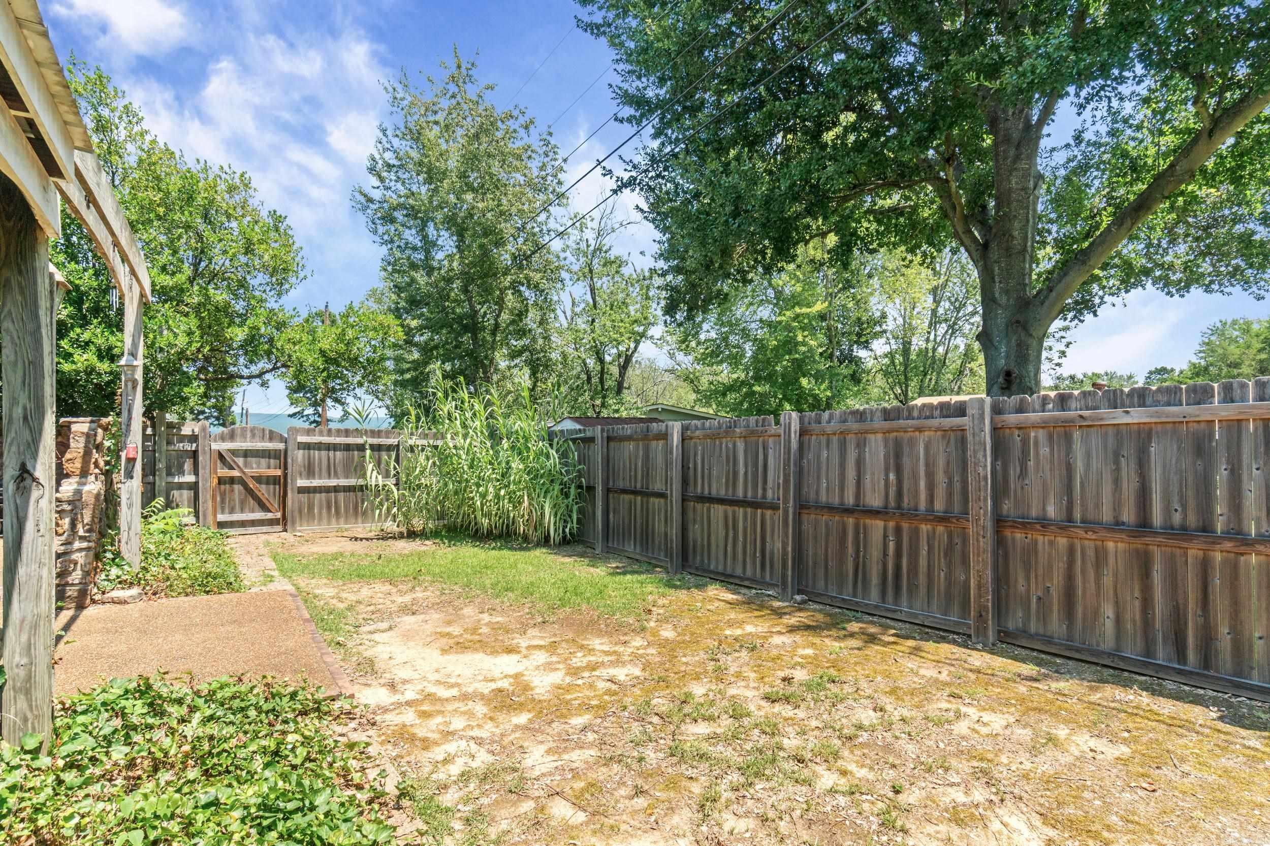 CRAPPIE COVE - Residential