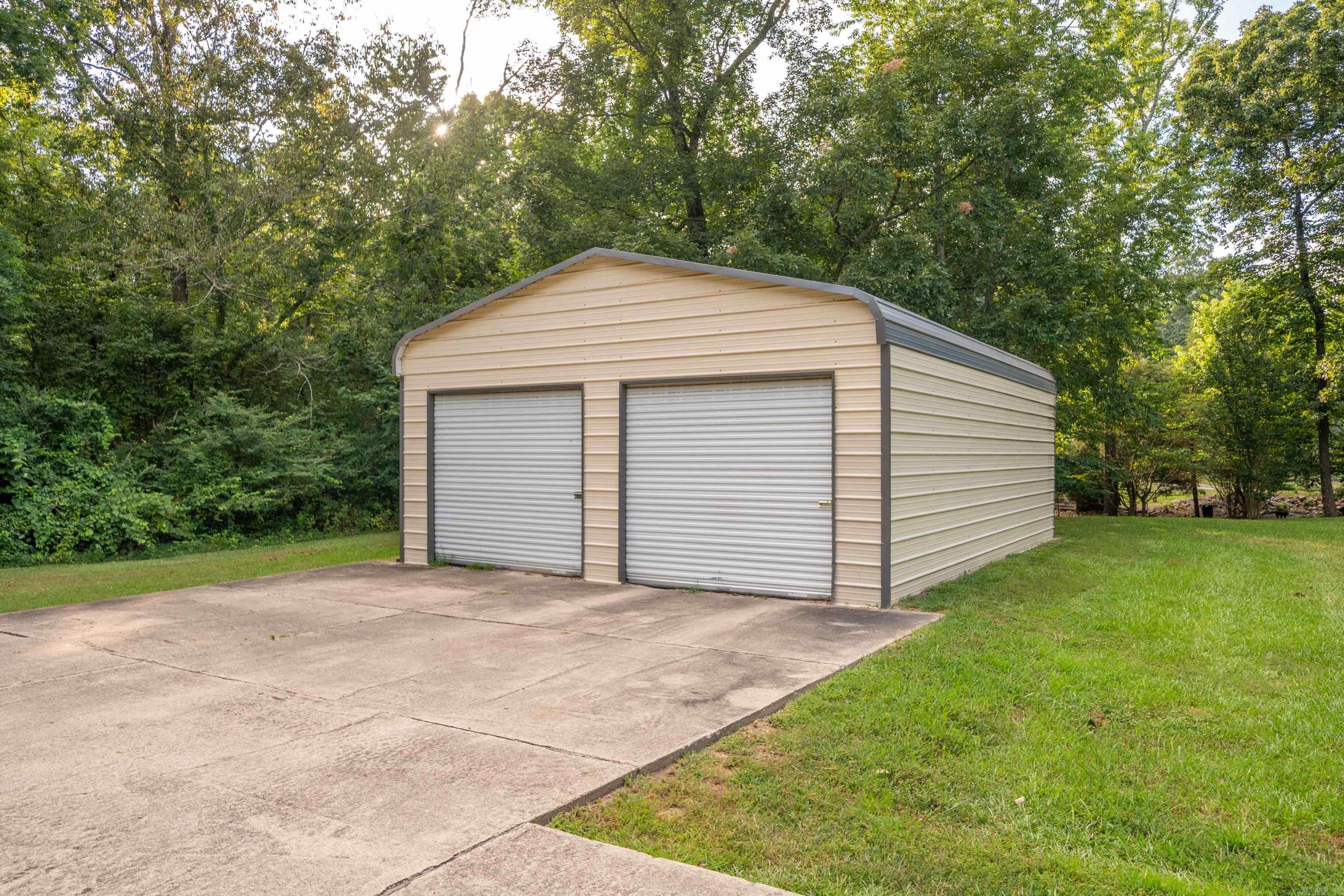 WALNUT VALLEY ESTATES - Residential