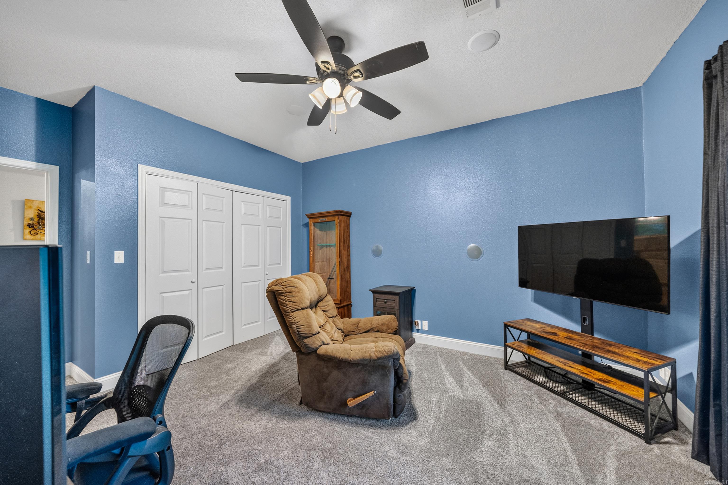 WALNUT VALLEY ESTATES - Residential